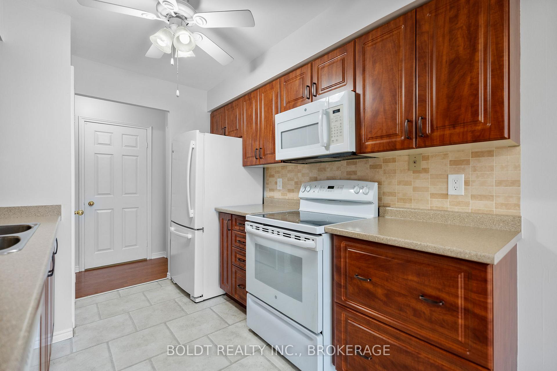 Photo 39 of Unit 104, 162 Martindale Road, St. Catharines, Grapeview — HOMEH