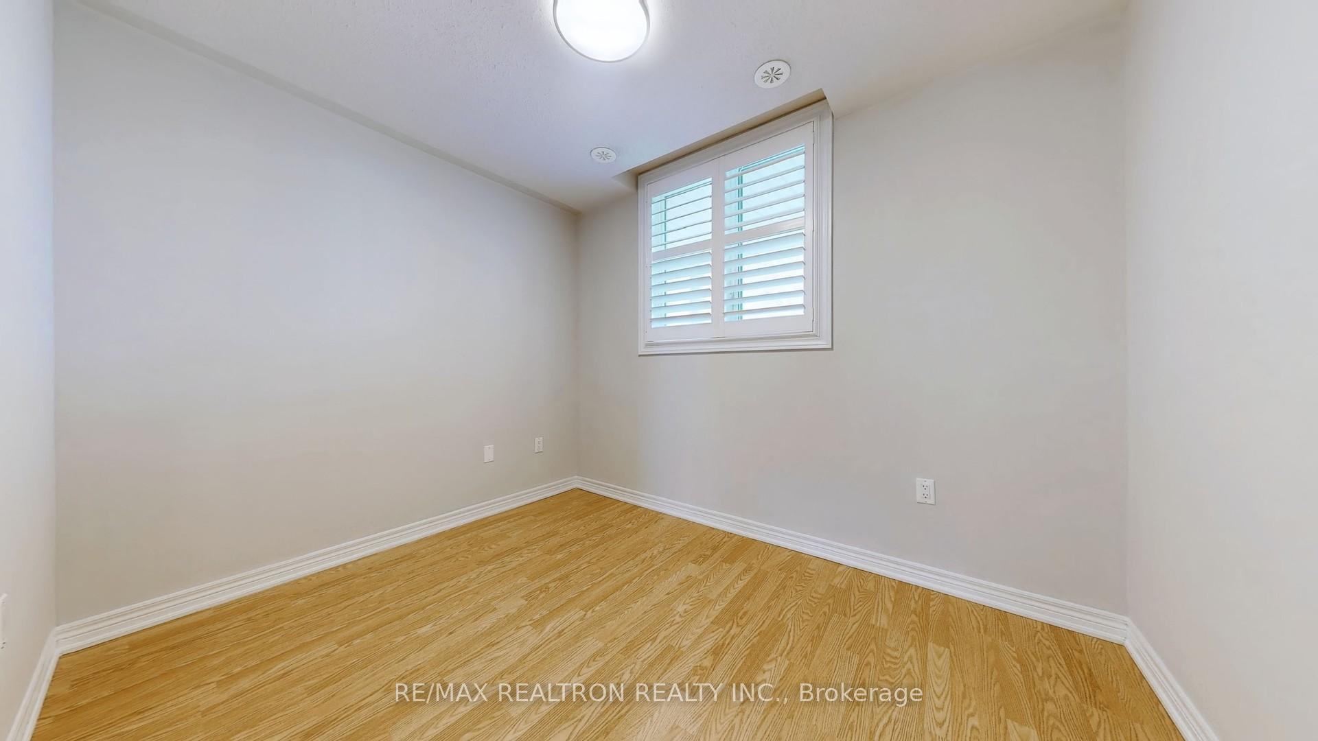 Photo 24 of 26 Comely Way, Markham, Milliken Mills East — HOMEH