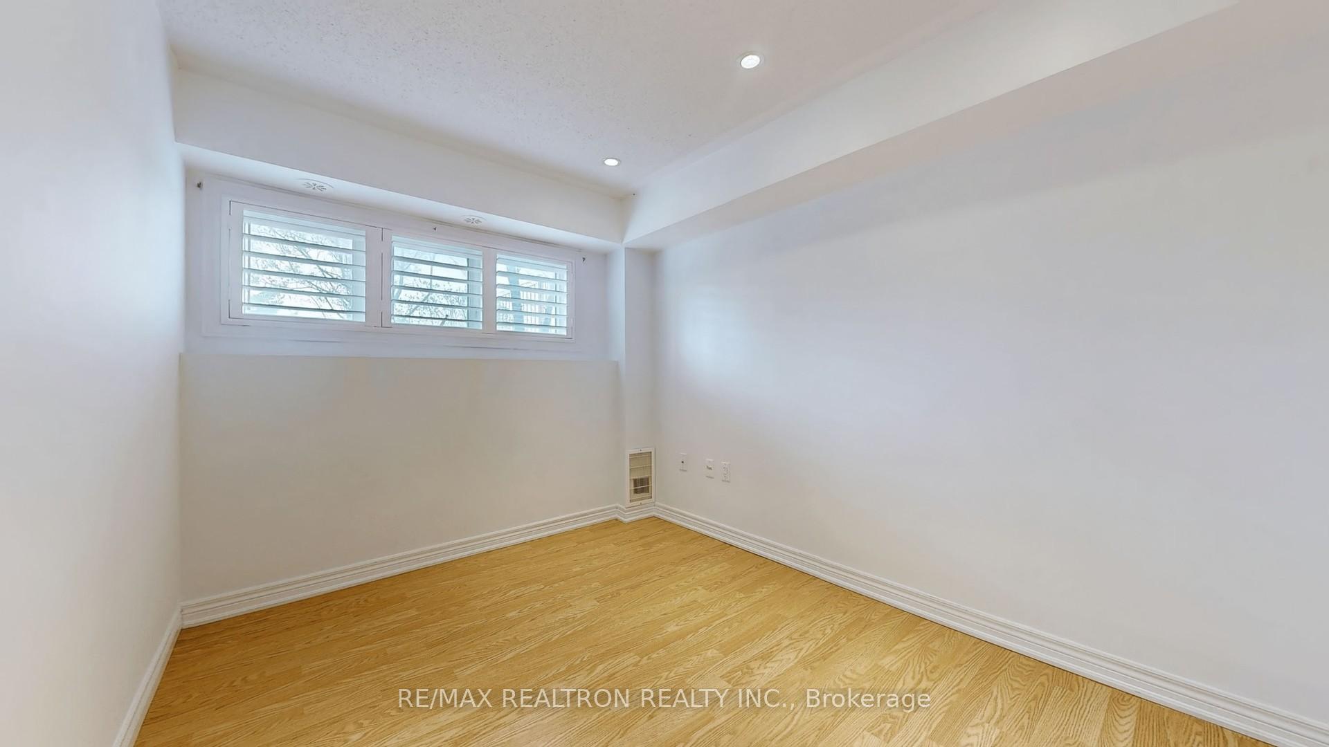 Photo 29 of 26 Comely Way, Markham, Milliken Mills East — HOMEH