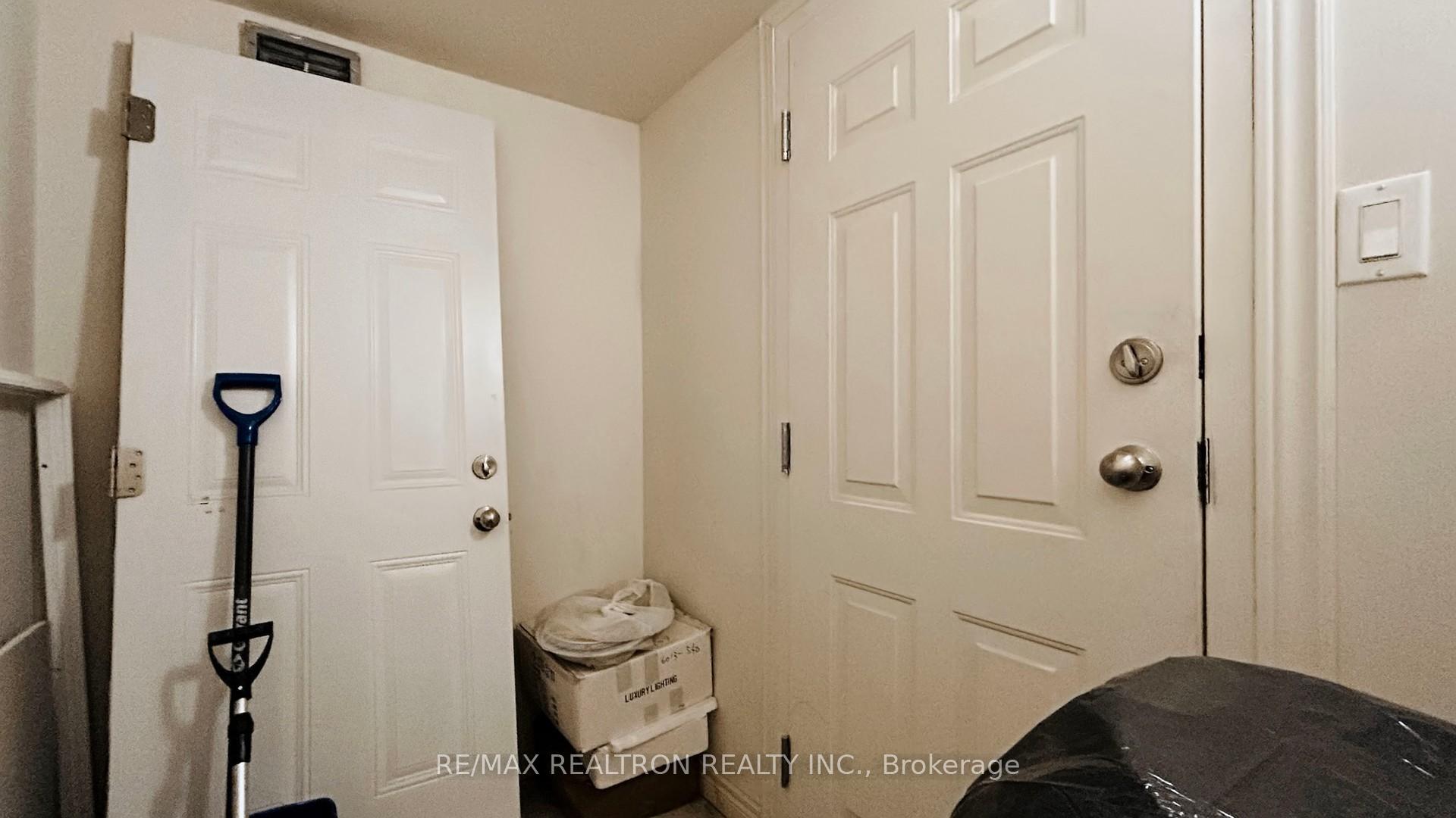 Photo 40 of 26 Comely Way, Markham, Milliken Mills East — HOMEH