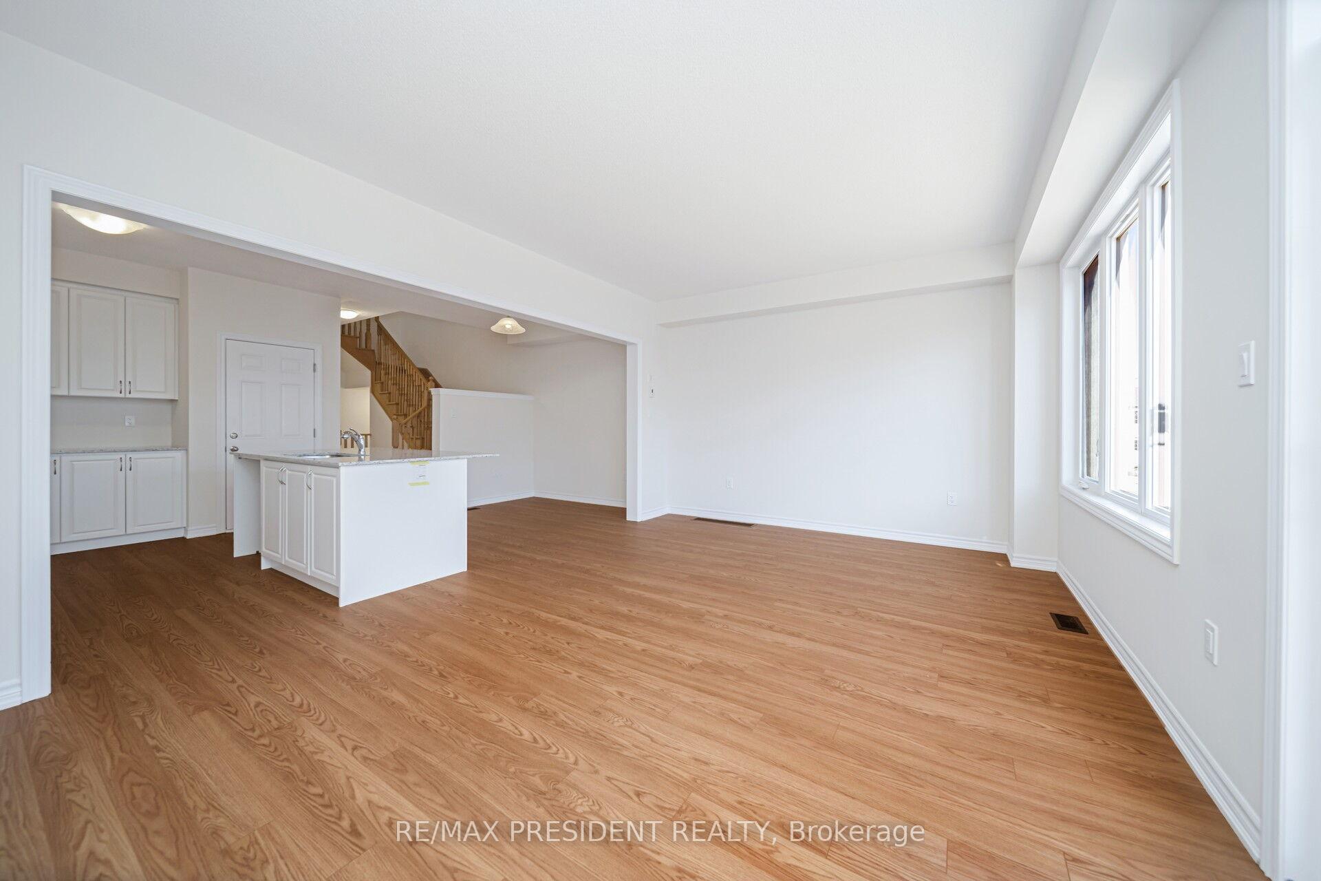 Photo 15 of 167 Gear Avenue, Erin — HOMEH