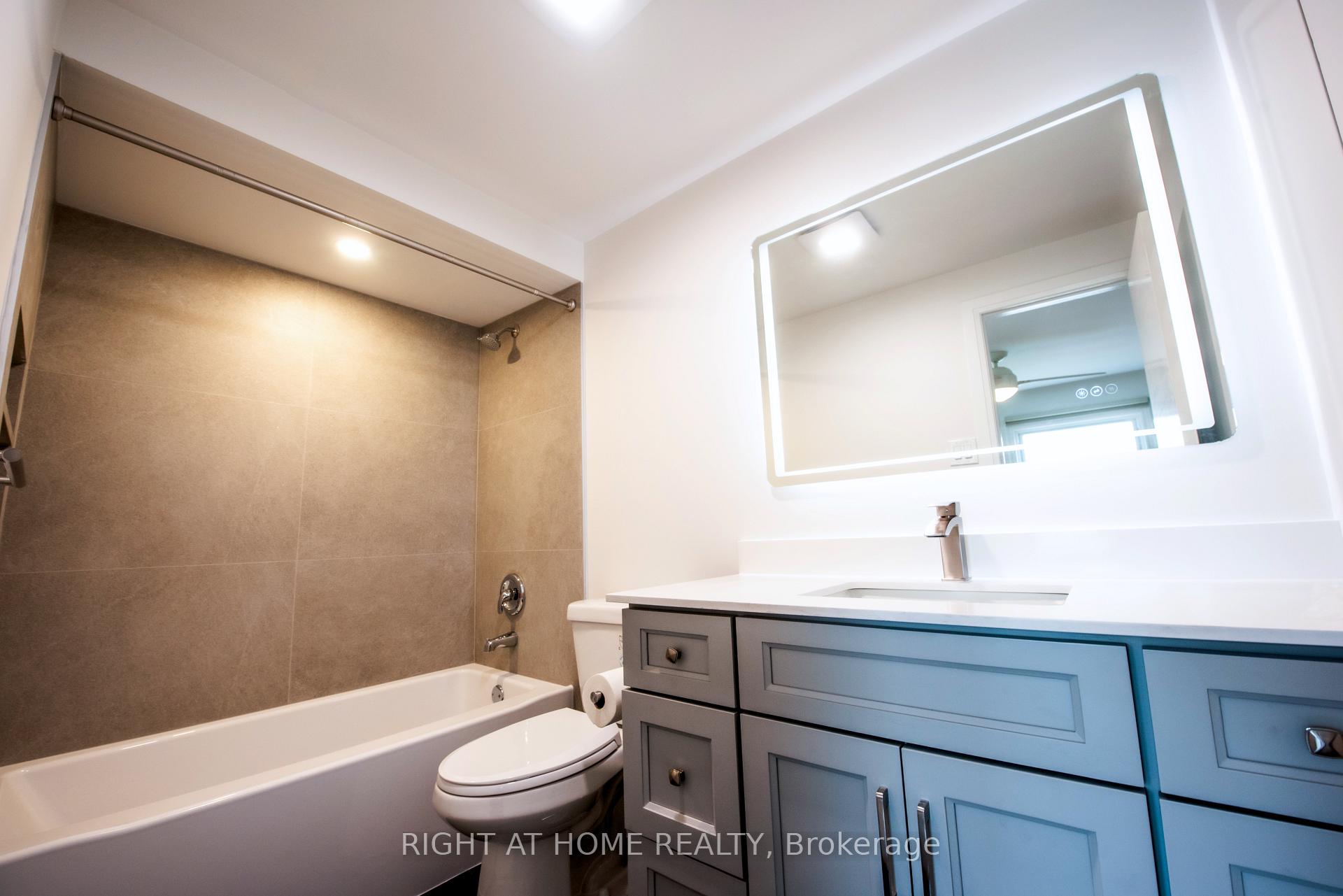 Photo 9 of 240 Simonston Boulevard, Markham, German Mills — HOMEH