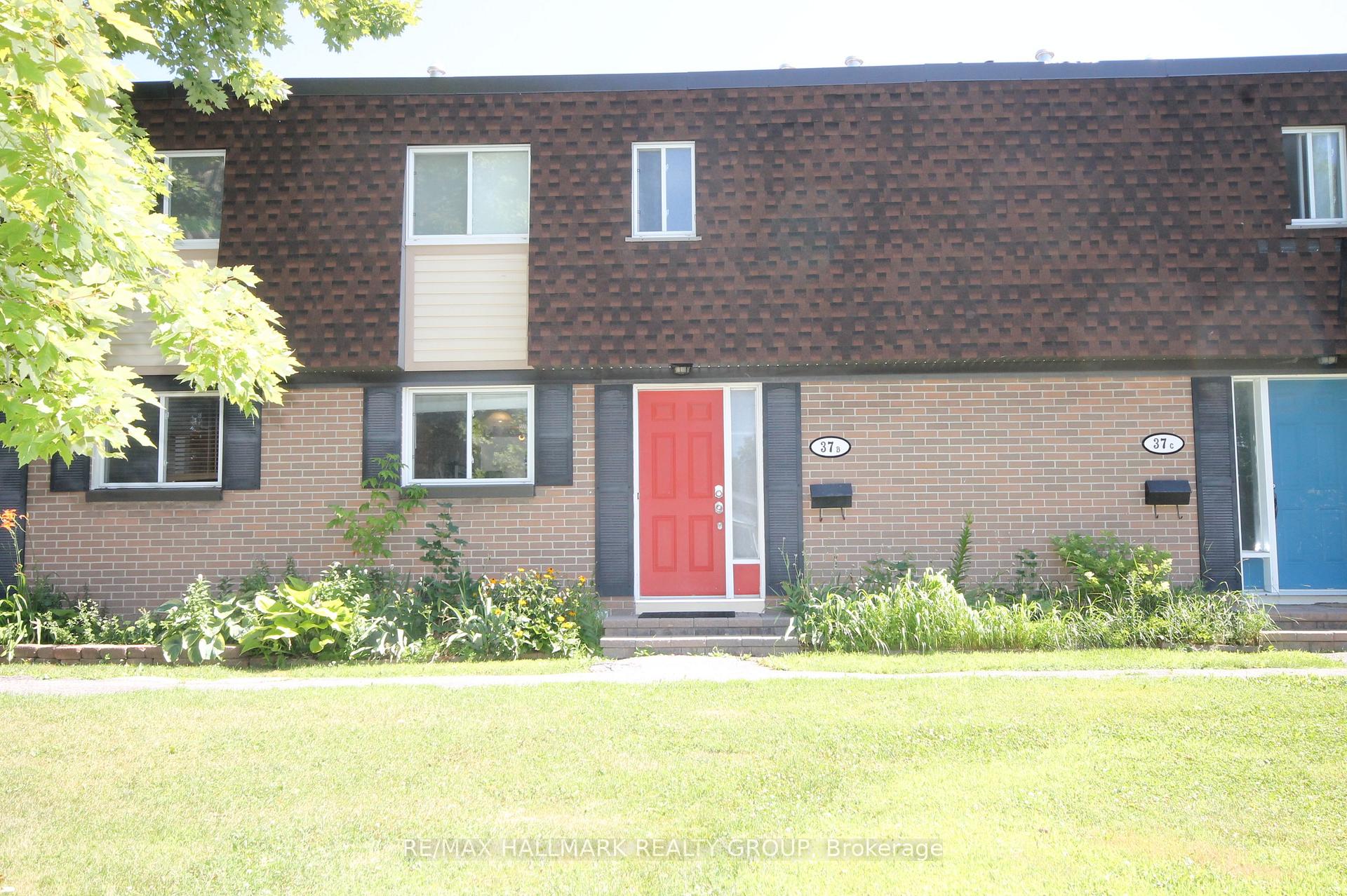Photo 1 of 37 B Glenridge Road, Ottawa, Meadowlands/Crestview — HOMEH