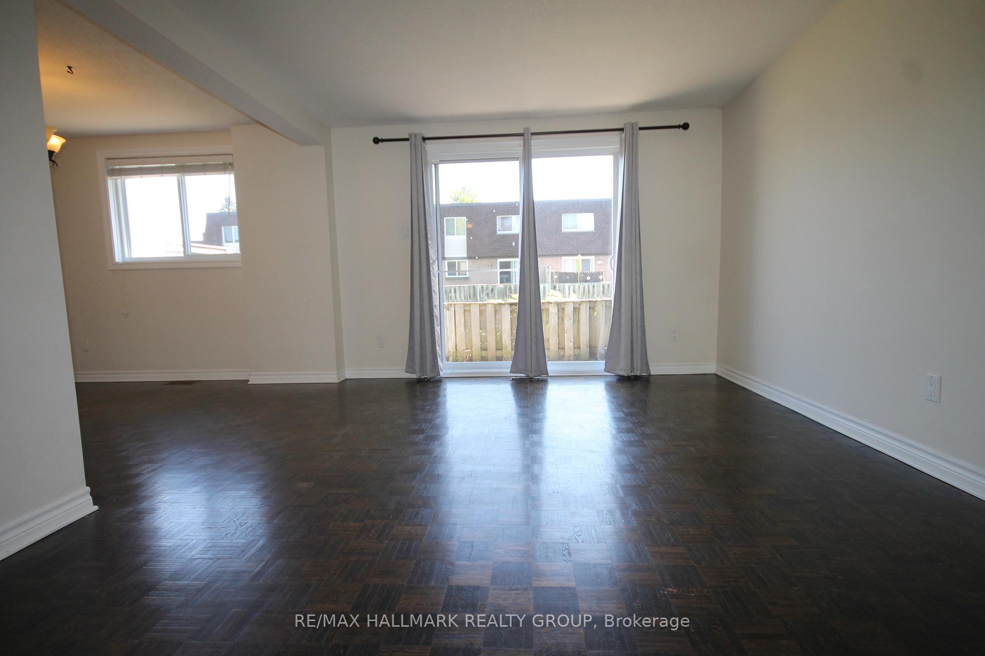 Photo 8 of 37 B Glenridge Road, Ottawa, Meadowlands/Crestview — HOMEH