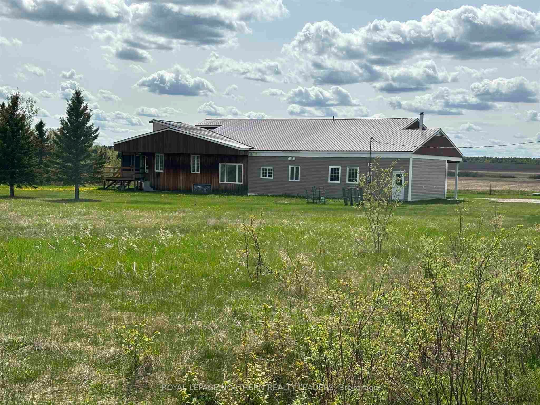 Photo 70 of 1632 2 & 3 Concession, Cochrane — HOMEH