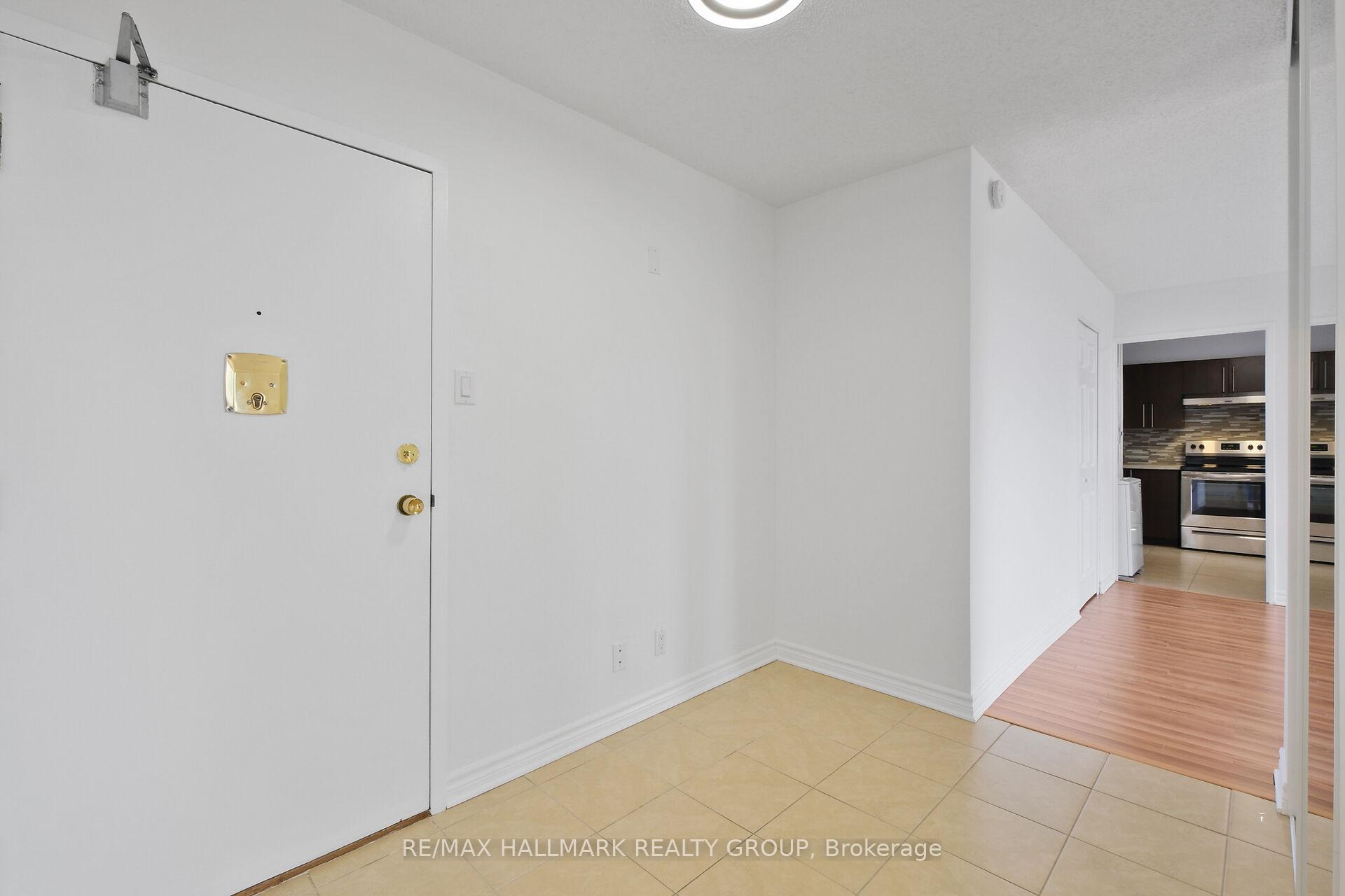 Photo 6 of Unit 305, 1285 Cahill Drive, Ottawa, South Keys — HOMEH