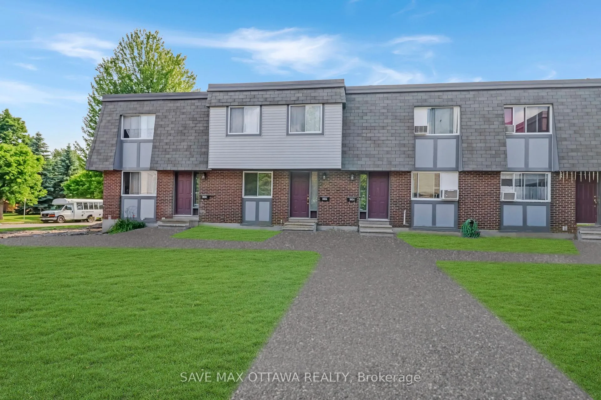 Photo 1 of 3036 Fairlea Crescent, Ottawa, Heron Gate/Industrial Park — HOMEH