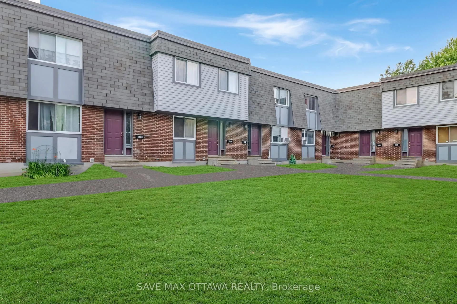 Photo 2 of 3036 Fairlea Crescent, Ottawa, Heron Gate/Industrial Park — HOMEH