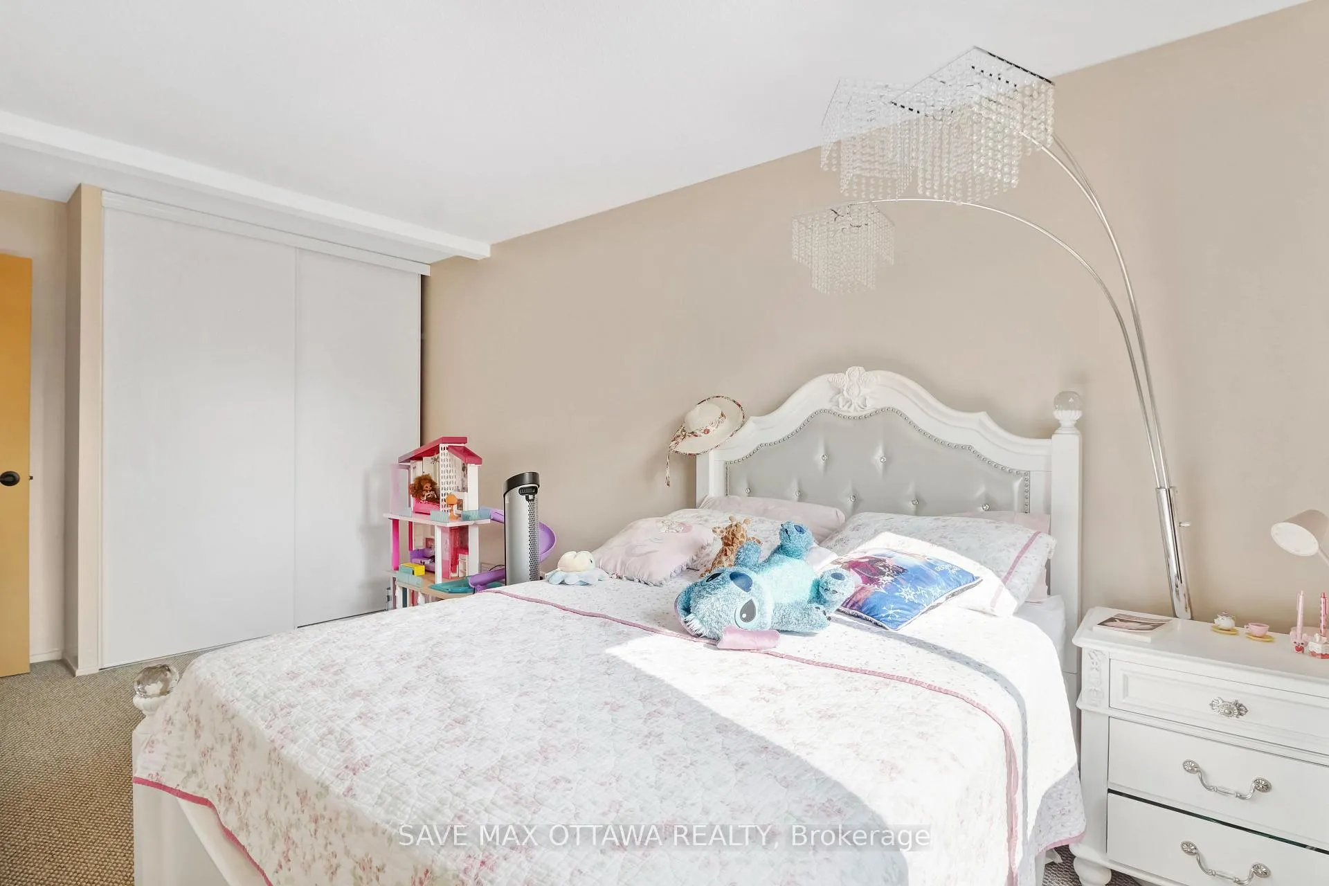 Photo 17 of 3036 Fairlea Crescent, Ottawa, Heron Gate/Industrial Park — HOMEH
