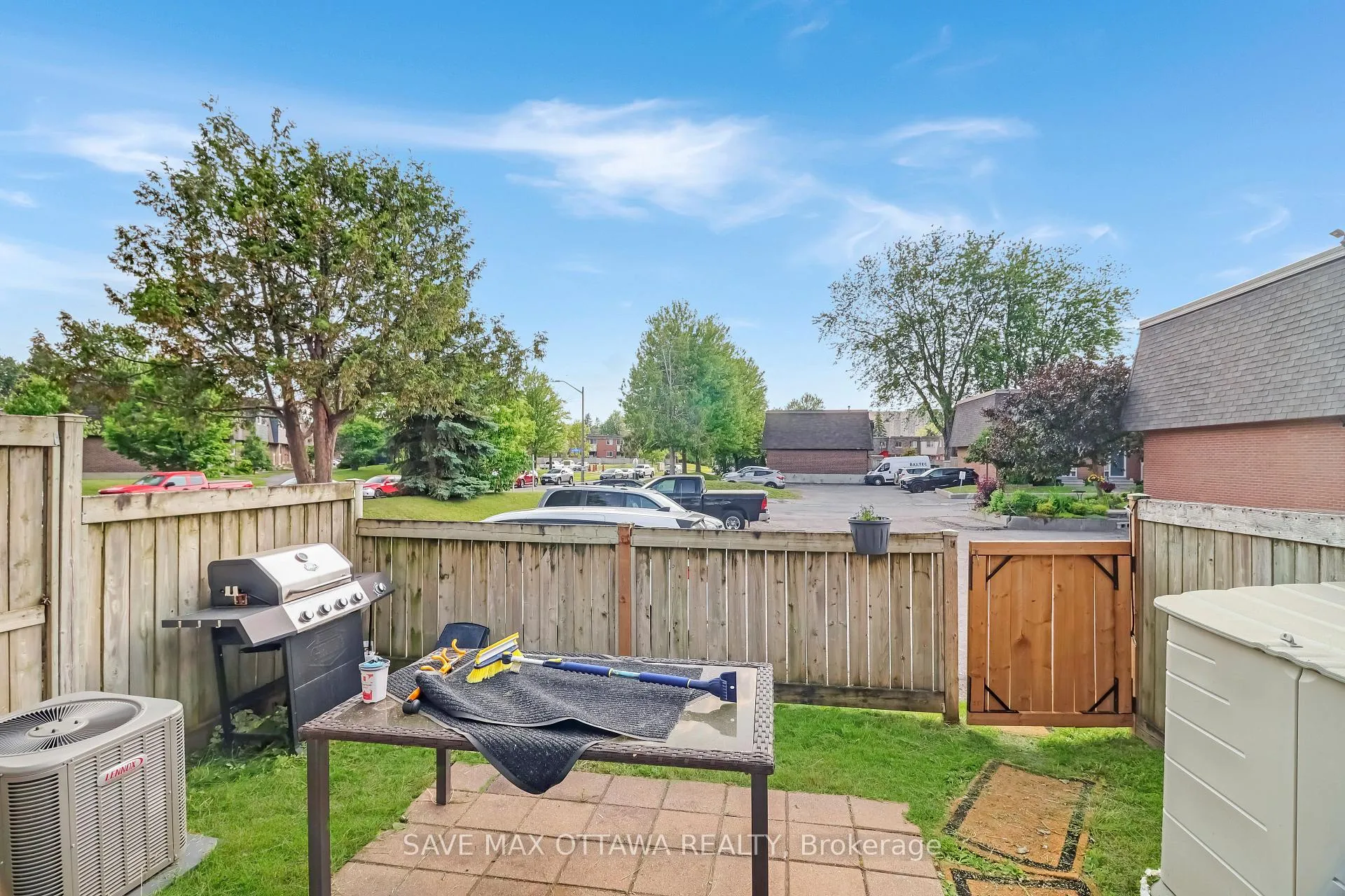 Photo 25 of 3036 Fairlea Crescent, Ottawa, Heron Gate/Industrial Park — HOMEH