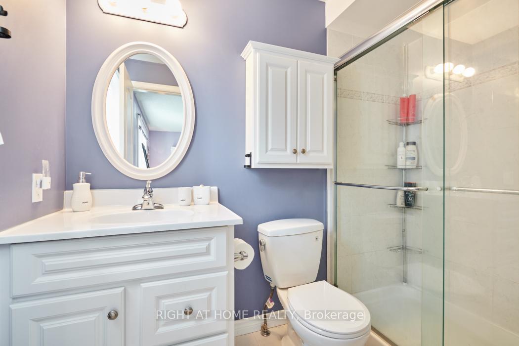 Photo 21 of 22 Wrenwood Crescent, Ottawa, Centrepointe — HOMEH