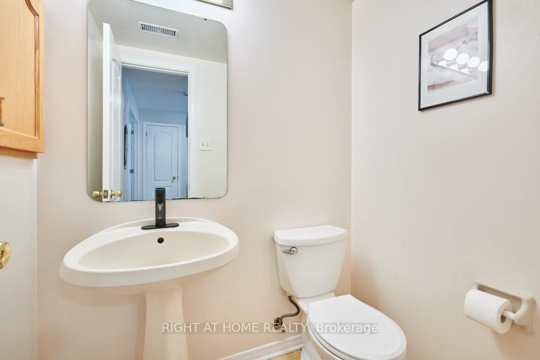 Photo 25 of 22 Wrenwood Crescent, Ottawa, Centrepointe — HOMEH