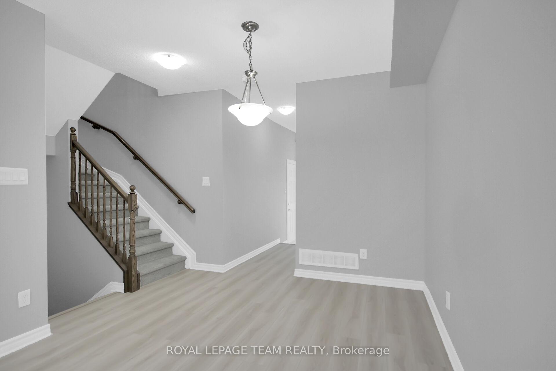 Photo 20 of 605 Lauraleaf Crescent, Ottawa, Barrhaven - Half Moon Bay — HOMEH