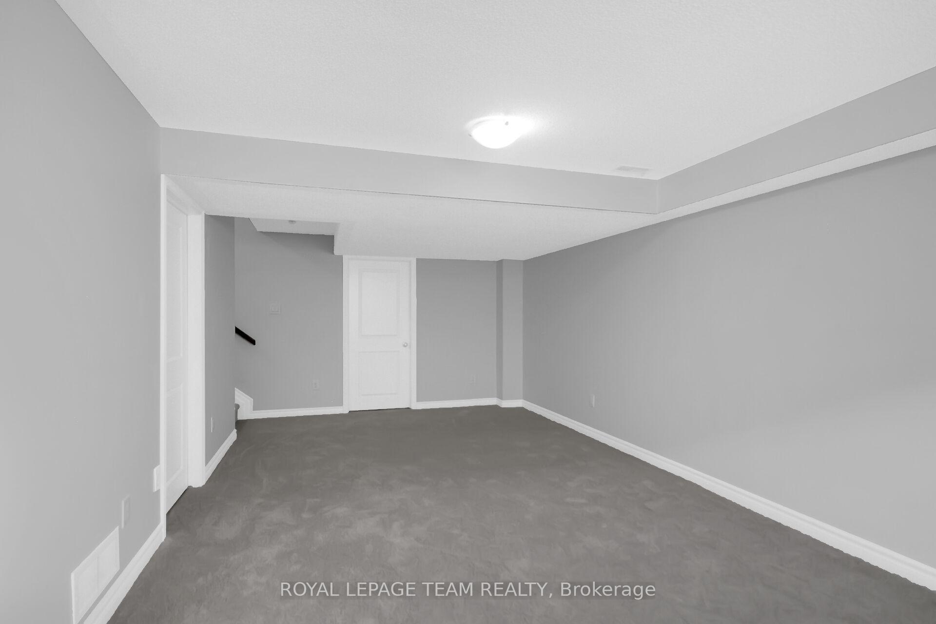 Photo 40 of 605 Lauraleaf Crescent, Ottawa, Barrhaven - Half Moon Bay — HOMEH