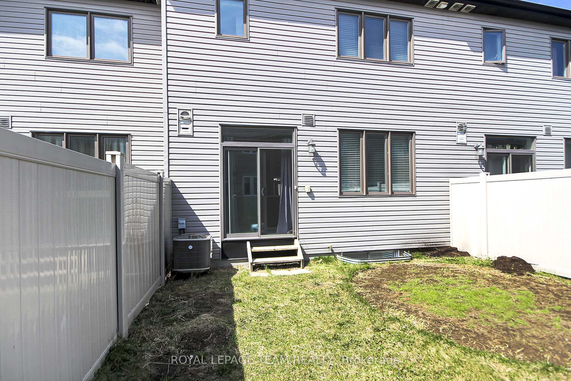 Photo 42 of 605 Lauraleaf Crescent, Ottawa, Barrhaven - Half Moon Bay — HOMEH