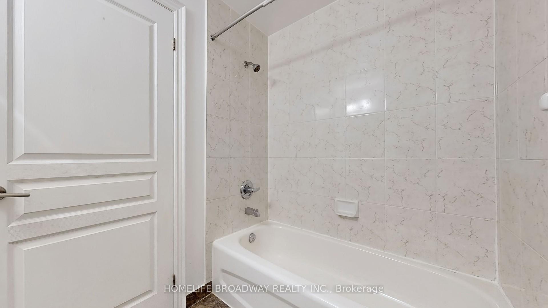 Photo 6 of Unit Ph10, 75 South Town Centre Boulevard, Markham, Unionville — HOMEH