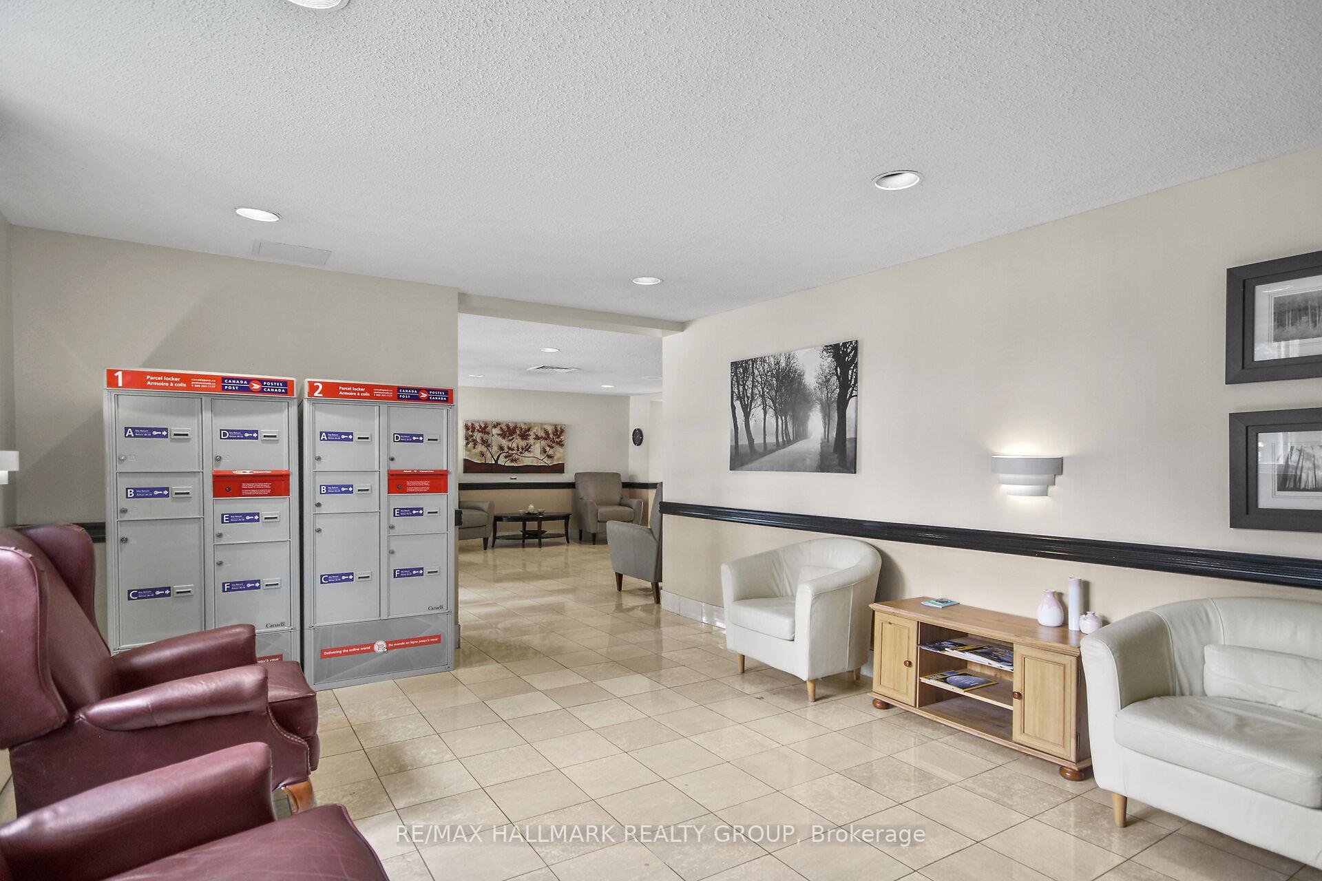Photo 4 of Unit 705, 1505 Baseline Road, Ottawa, Copeland Park — HOMEH