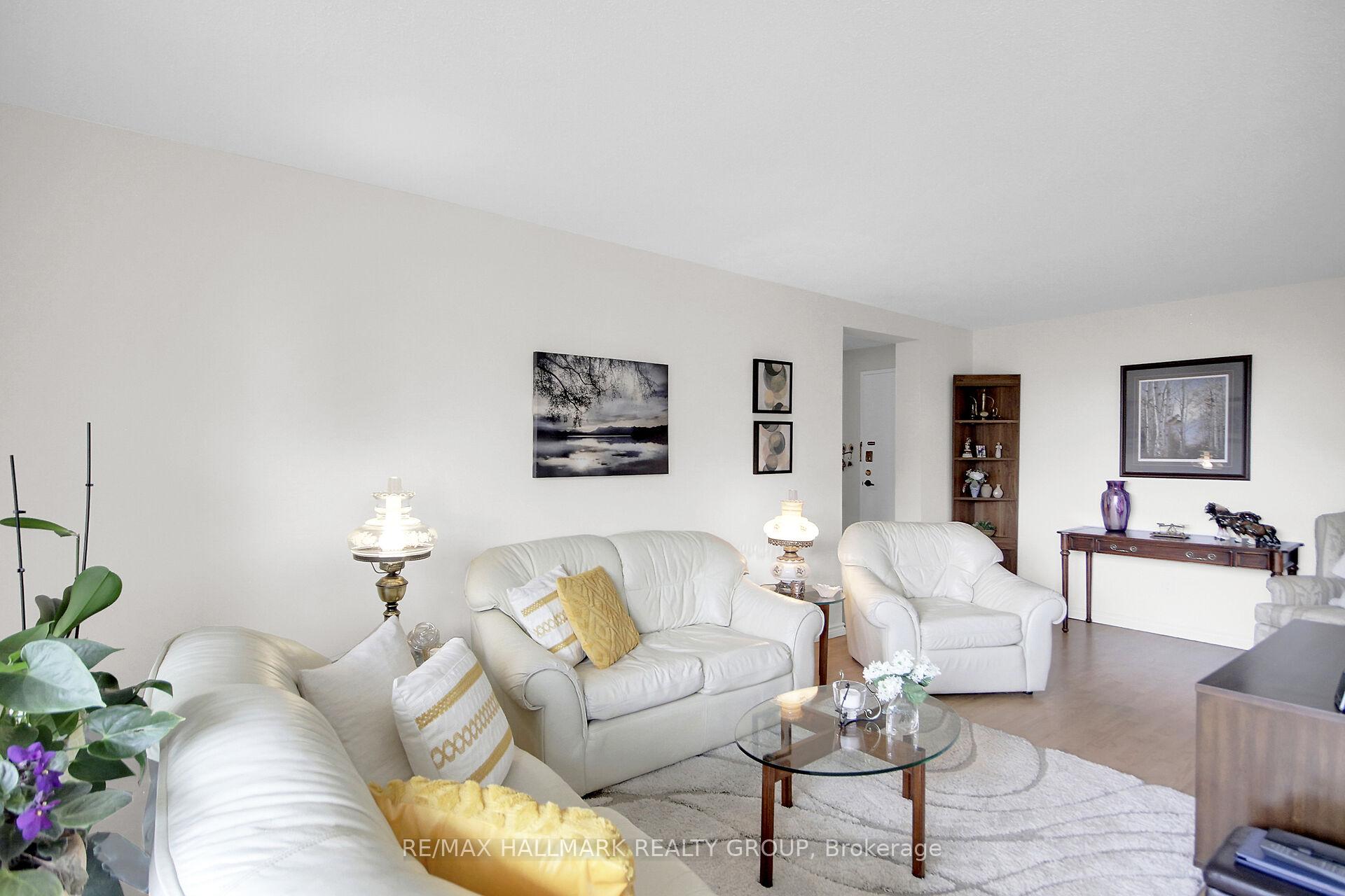 Photo 10 of Unit 705, 1505 Baseline Road, Ottawa, Copeland Park — HOMEH