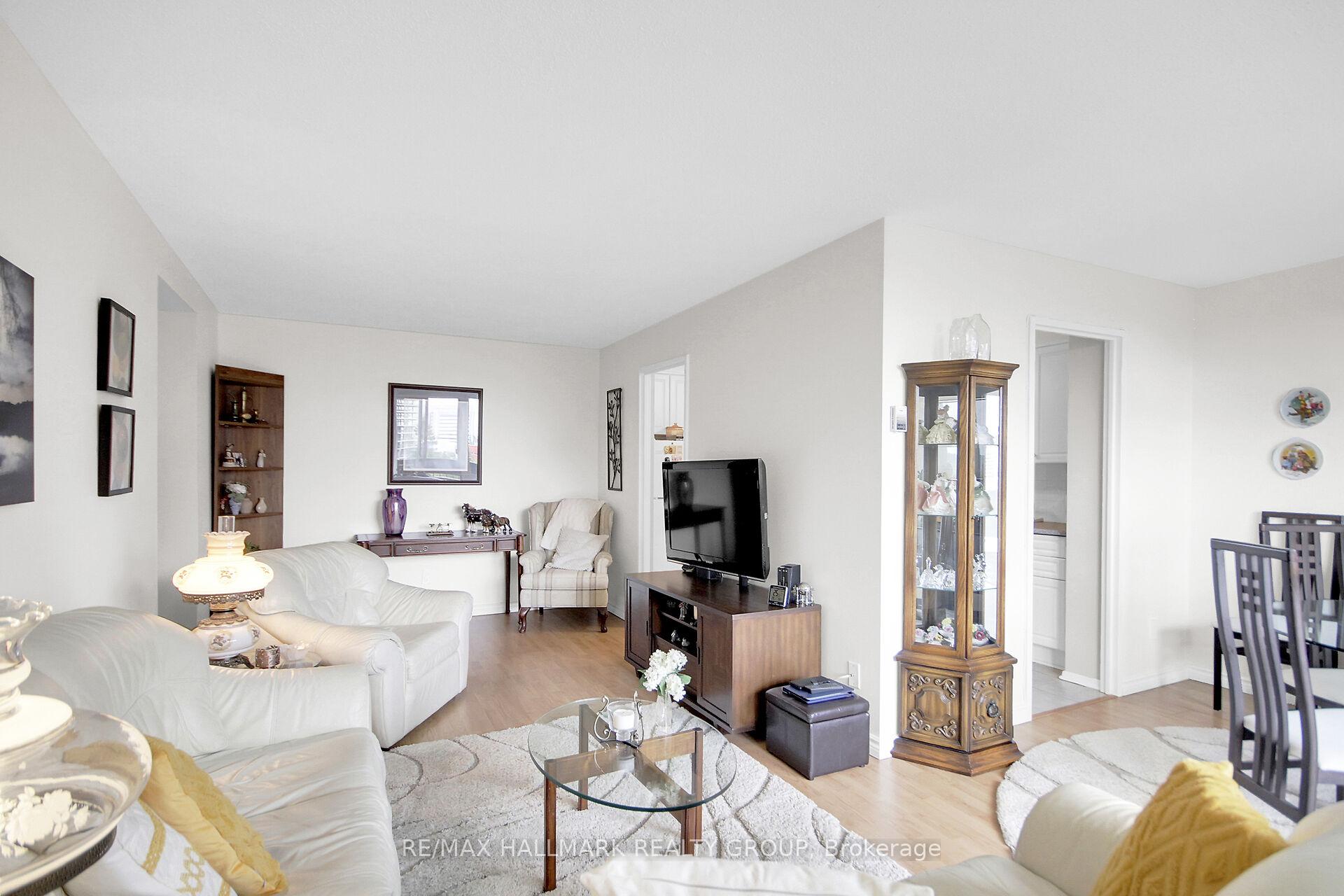 Photo 13 of Unit 705, 1505 Baseline Road, Ottawa, Copeland Park — HOMEH