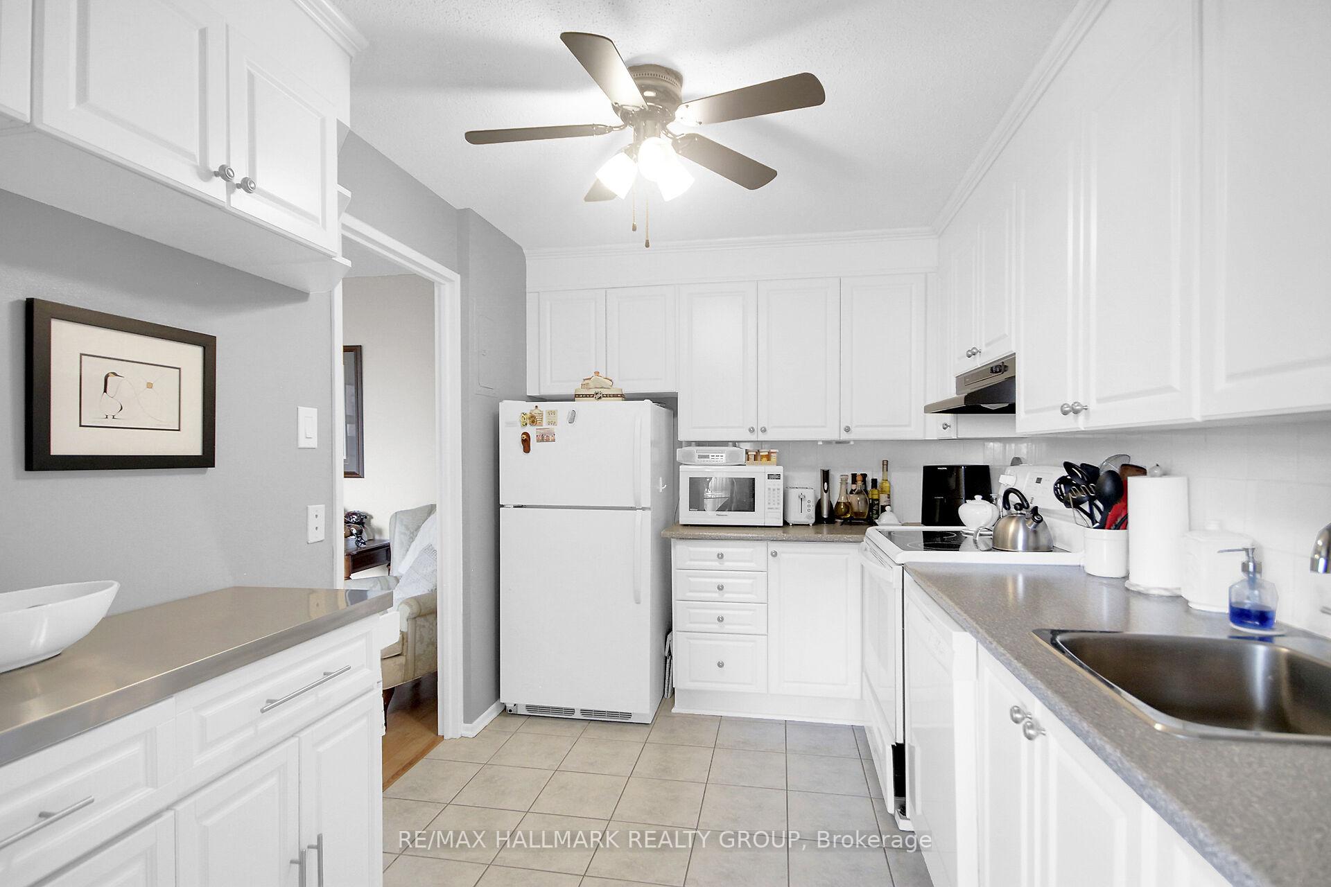 Photo 16 of Unit 705, 1505 Baseline Road, Ottawa, Copeland Park — HOMEH