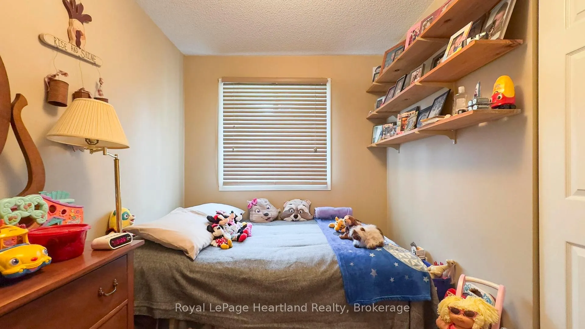 Photo 15 of 91 Anglesea Street, Goderich, Goderich (Town) — HOMEH