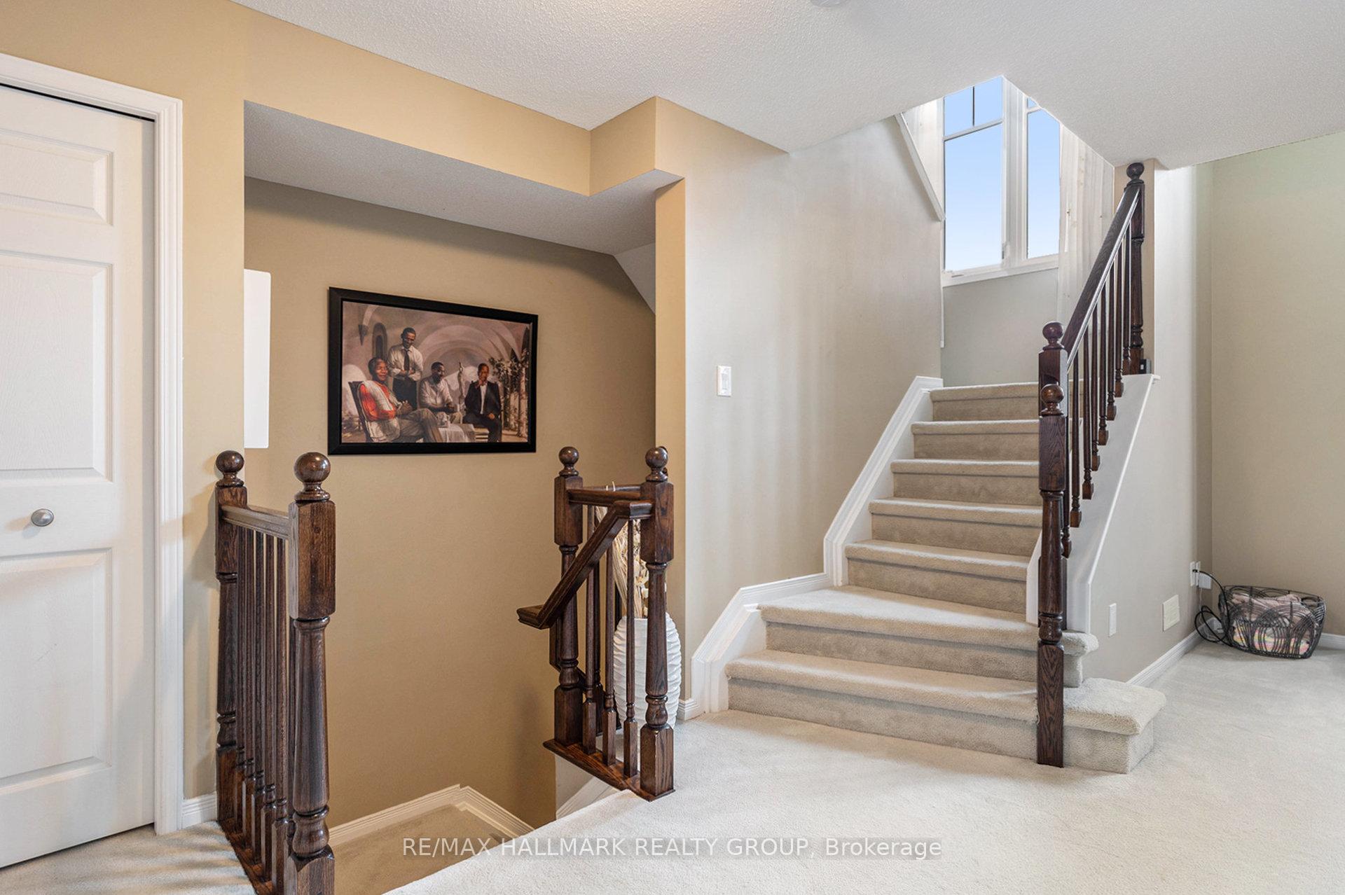 Photo 4 of 327 Galston Private, Ottawa, Mer Bleue/Bradley Estates/Anderson Park — HOMEH