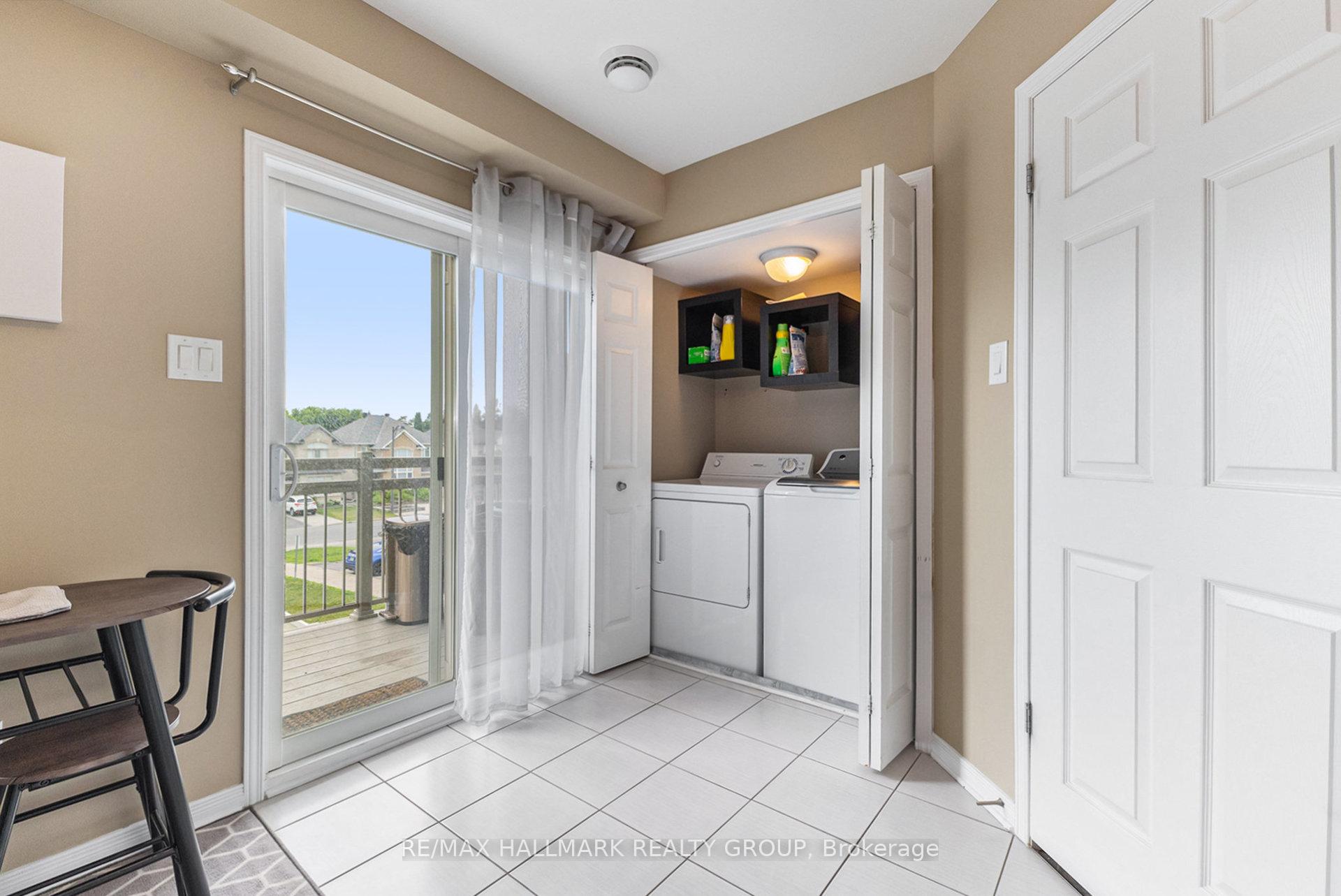 Photo 12 of 327 Galston Private, Ottawa, Mer Bleue/Bradley Estates/Anderson Park — HOMEH