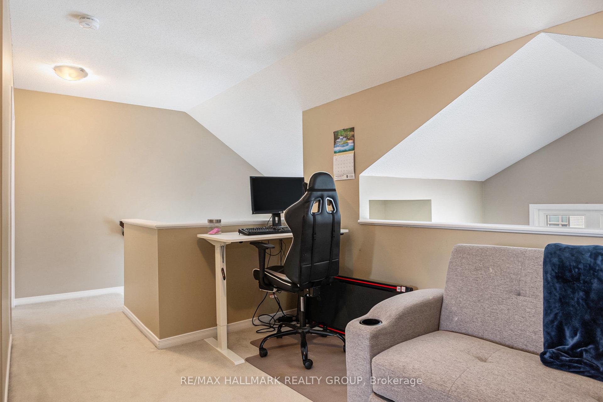 Photo 14 of 327 Galston Private, Ottawa, Mer Bleue/Bradley Estates/Anderson Park — HOMEH