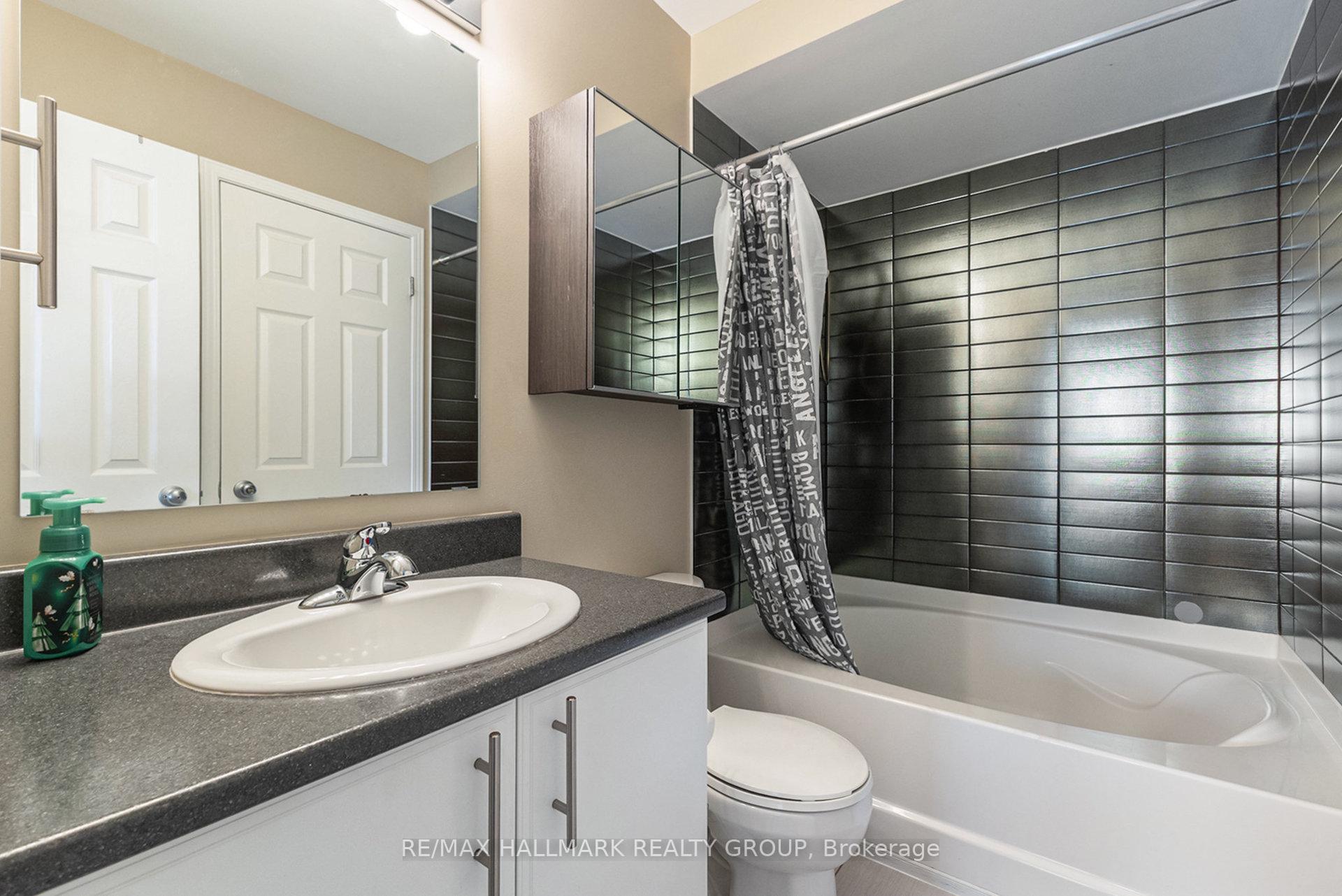 Photo 17 of 327 Galston Private, Ottawa, Mer Bleue/Bradley Estates/Anderson Park — HOMEH