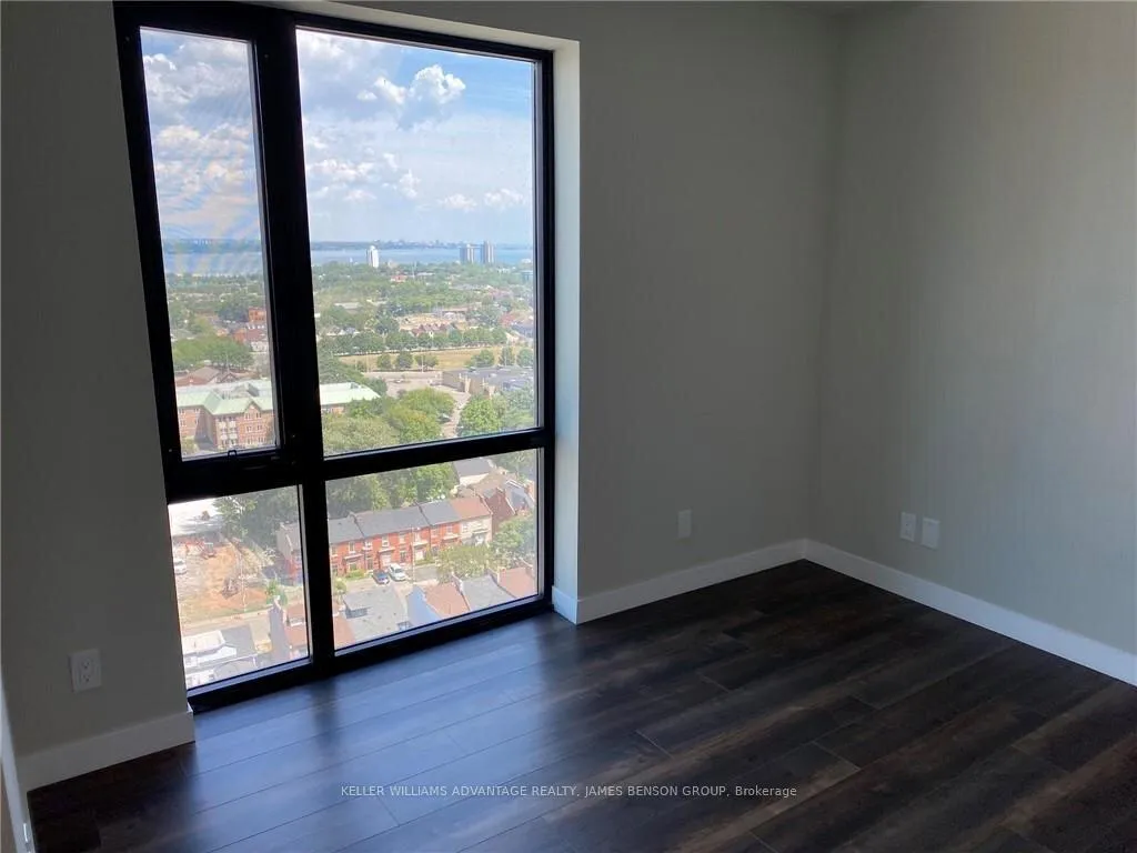 Photo 4 of Unit 2207, 15 Queen Street S, Hamilton, Central — HOMEH