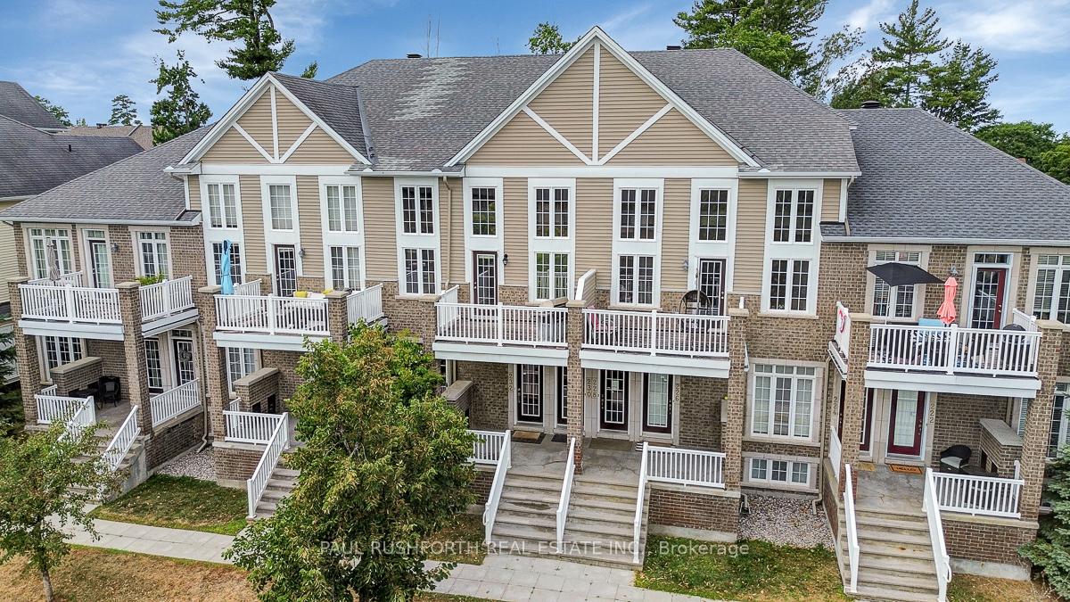 Front of 230 Kinghaven Crescent