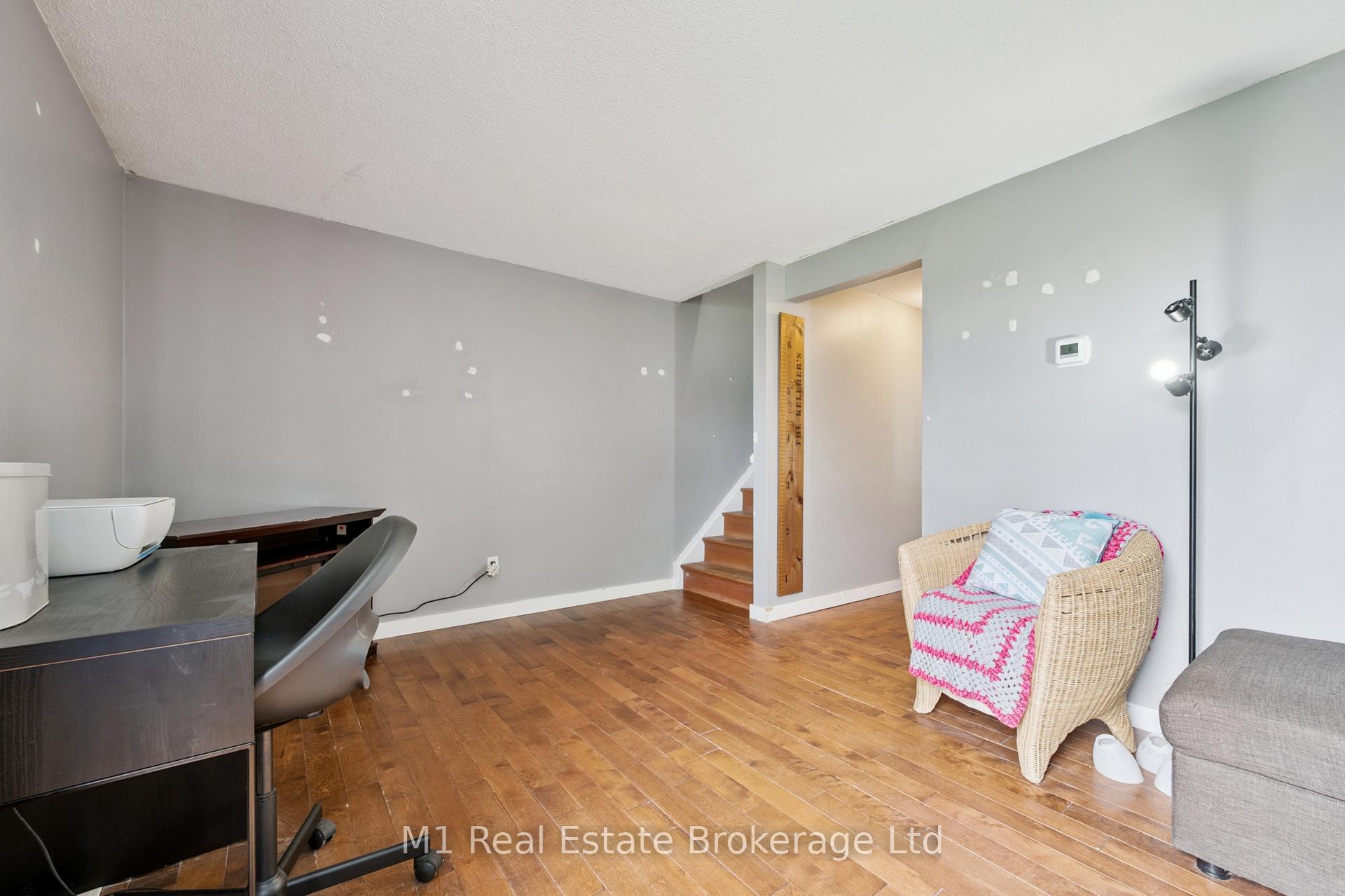 Photo 10 of Unit 13, 700 Paisley Road, Guelph, Willow West/Sugarbush/West Acres — HOMEH