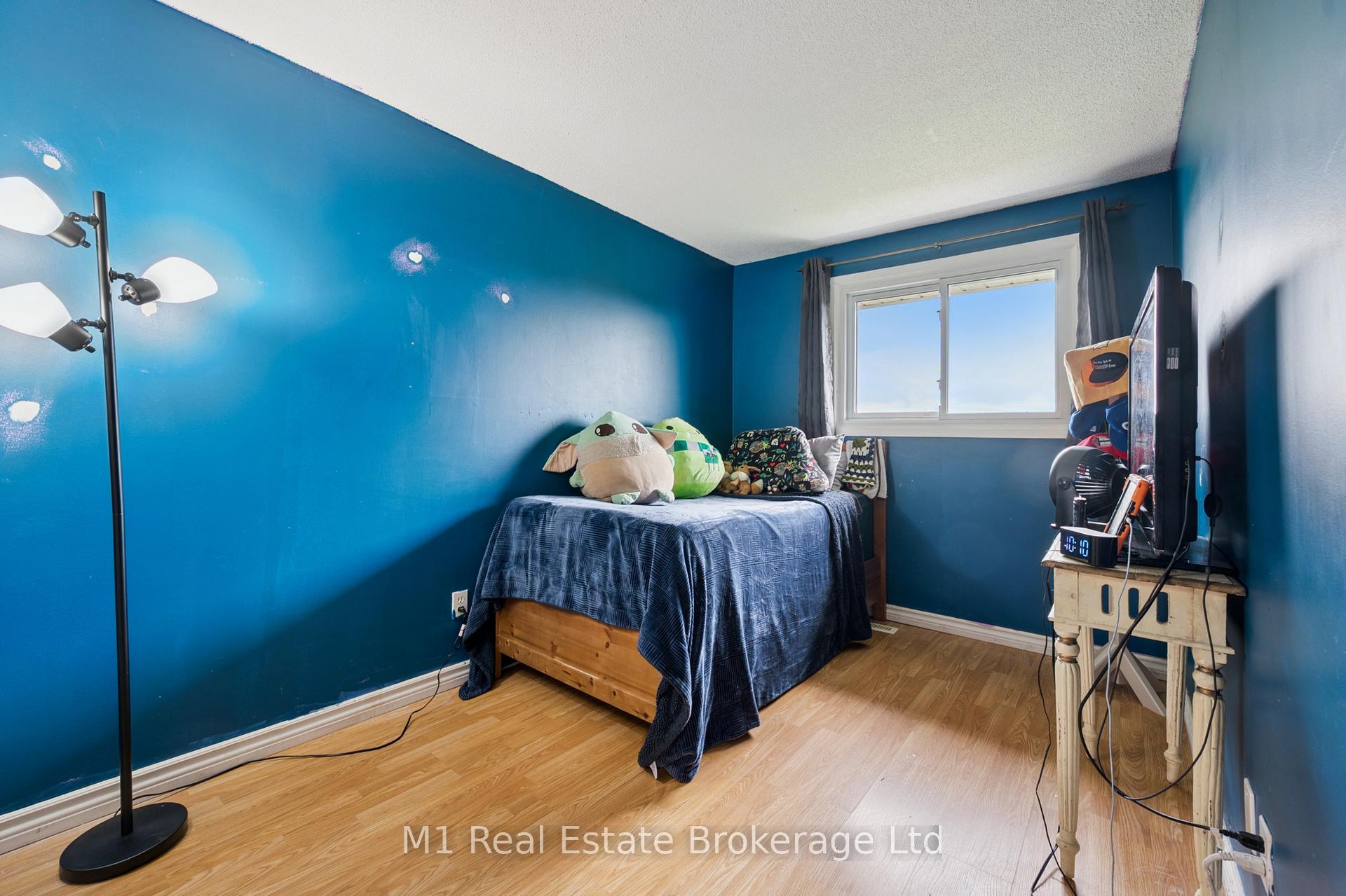 Photo 21 of Unit 13, 700 Paisley Road, Guelph, Willow West/Sugarbush/West Acres — HOMEH