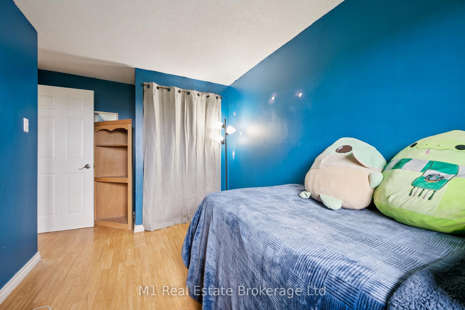 Photo 22 of Unit 13, 700 Paisley Road, Guelph, Willow West/Sugarbush/West Acres — HOMEH