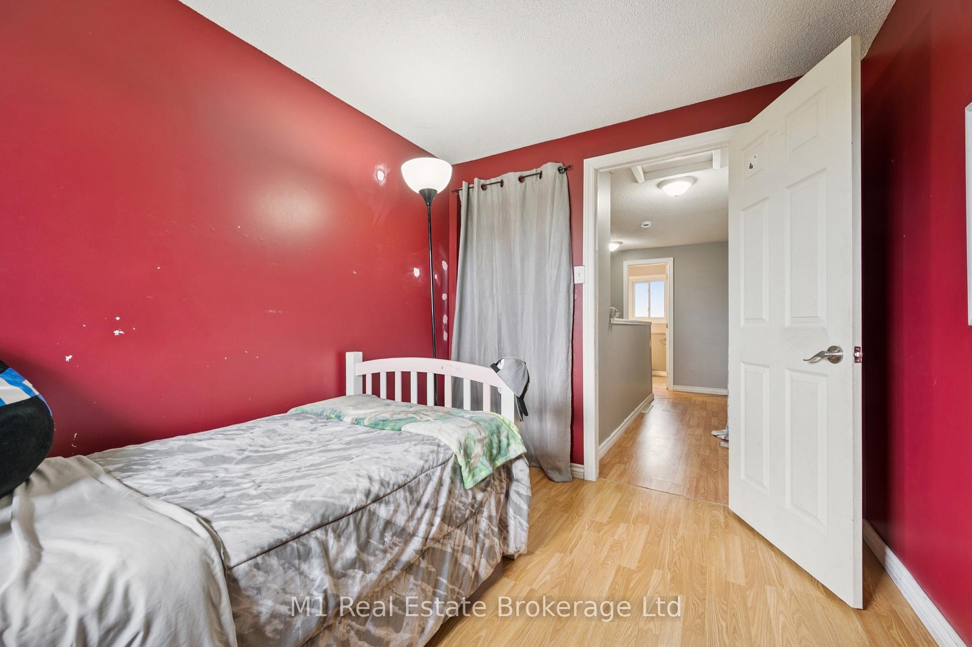 Photo 24 of Unit 13, 700 Paisley Road, Guelph, Willow West/Sugarbush/West Acres — HOMEH