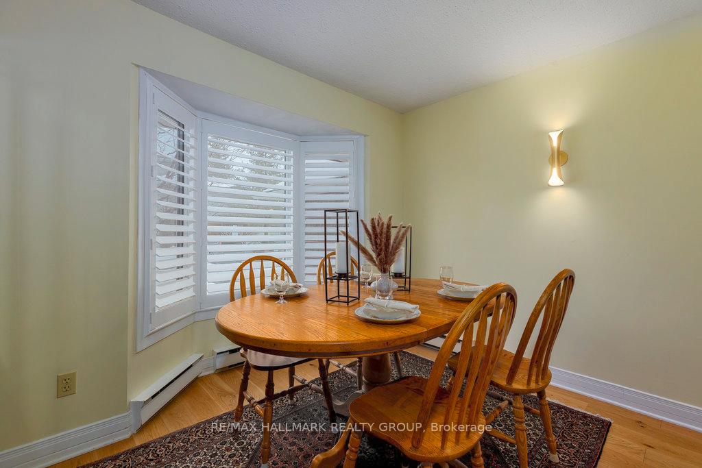 Photo 6 of 35-223 Harriot, Ottawa, Hunt Club Park/Greenboro — HOMEH