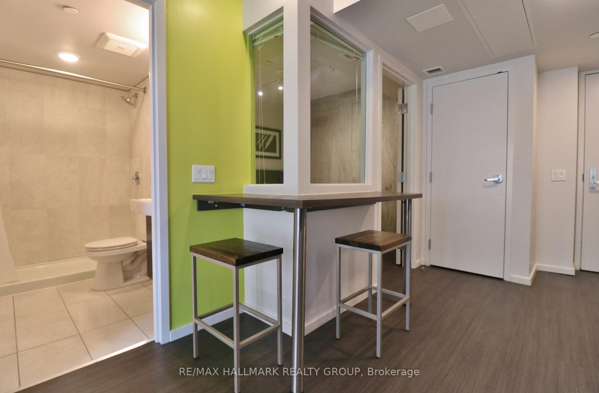 Photo 7 of Unit 607, 105 Champagne Avenue S, Ottawa, West Centre Town — HOMEH