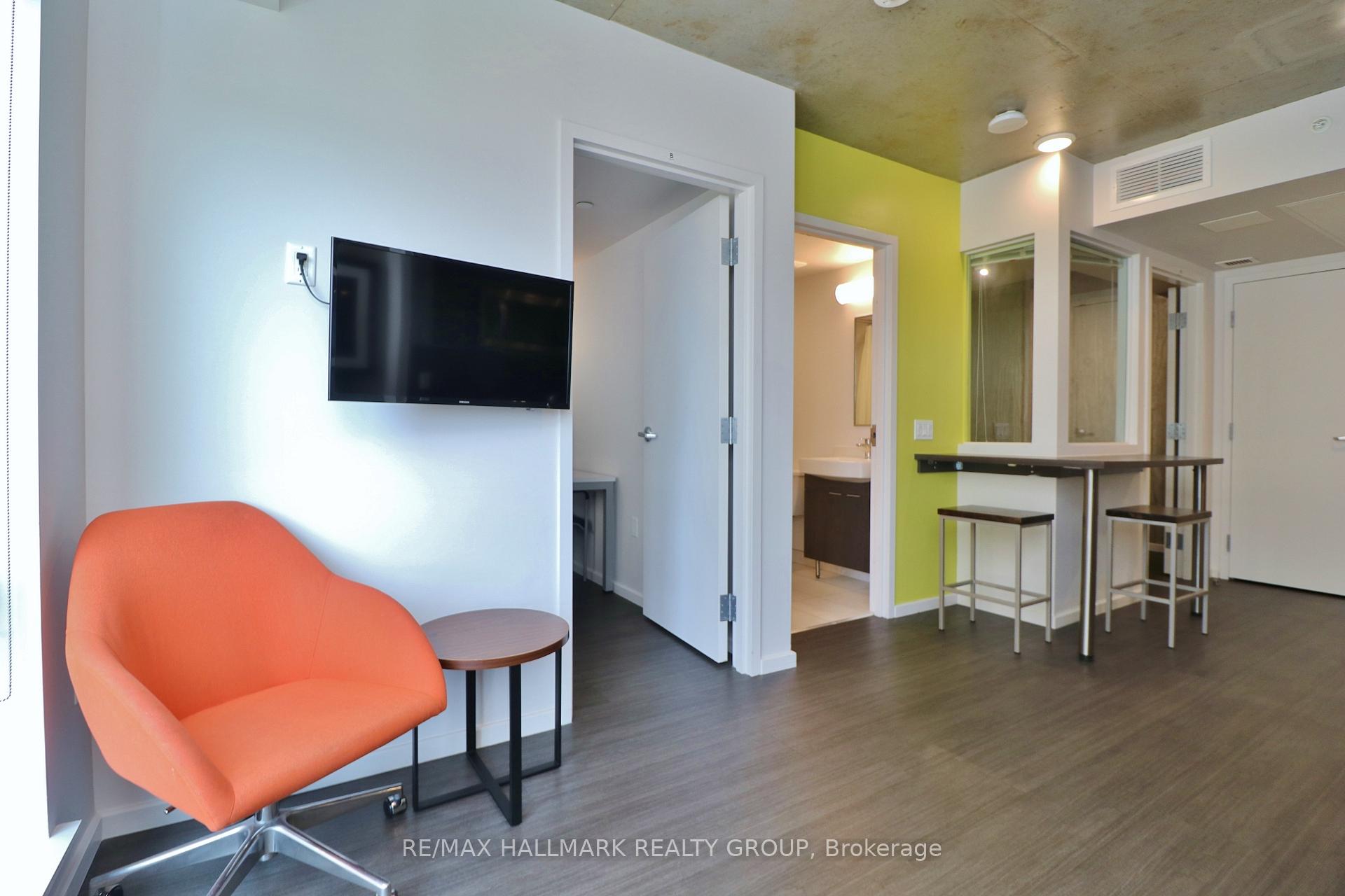 Photo 11 of Unit 607, 105 Champagne Avenue S, Ottawa, West Centre Town — HOMEH