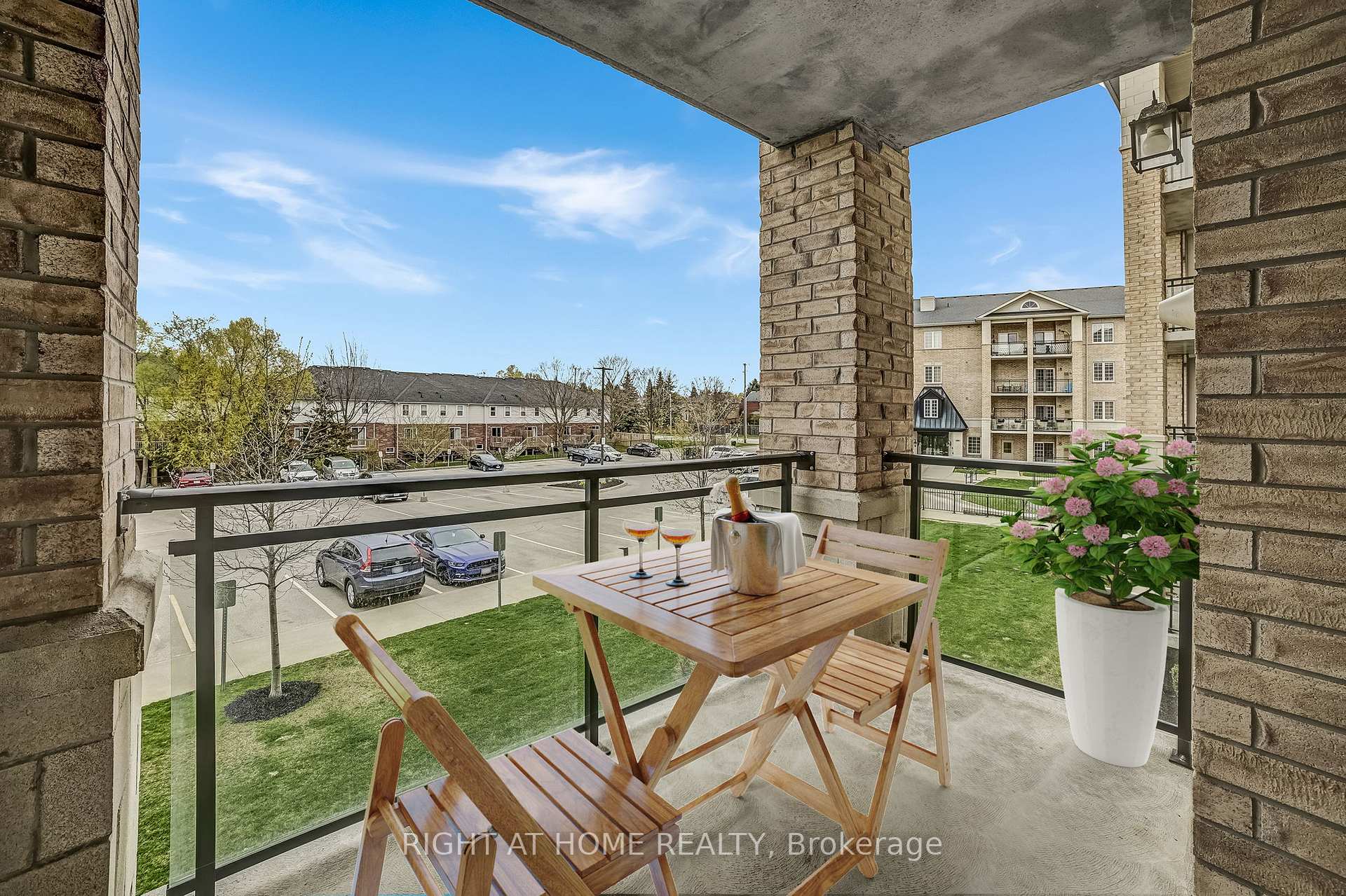 Photo 33 of Unit 218, 1077 Gordon Street, Guelph, Kortright West — HOMEH