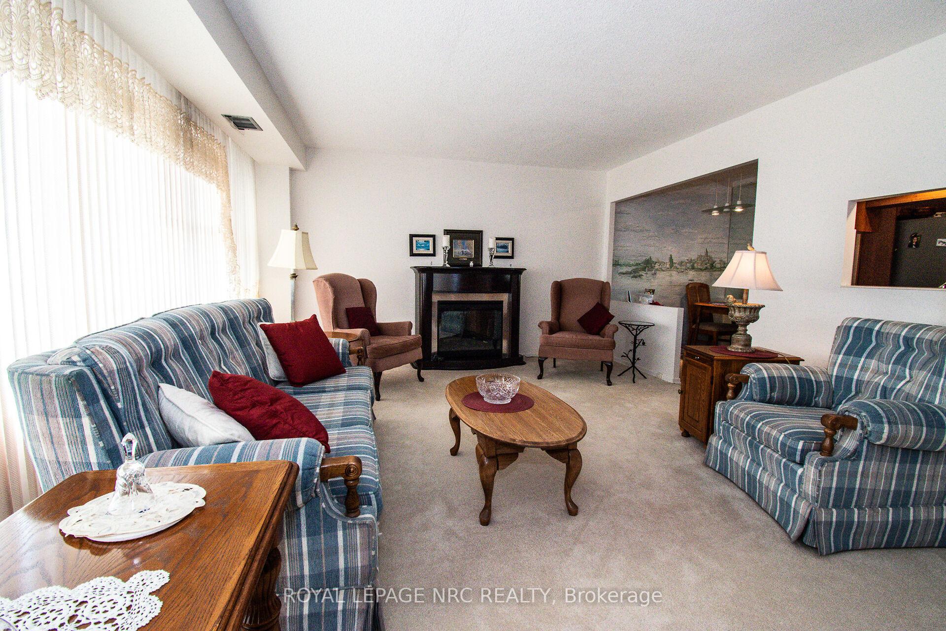 Photo 9 of Unit 904, 7 Gale Crescent, St. Catharines, E. Chester — HOMEH