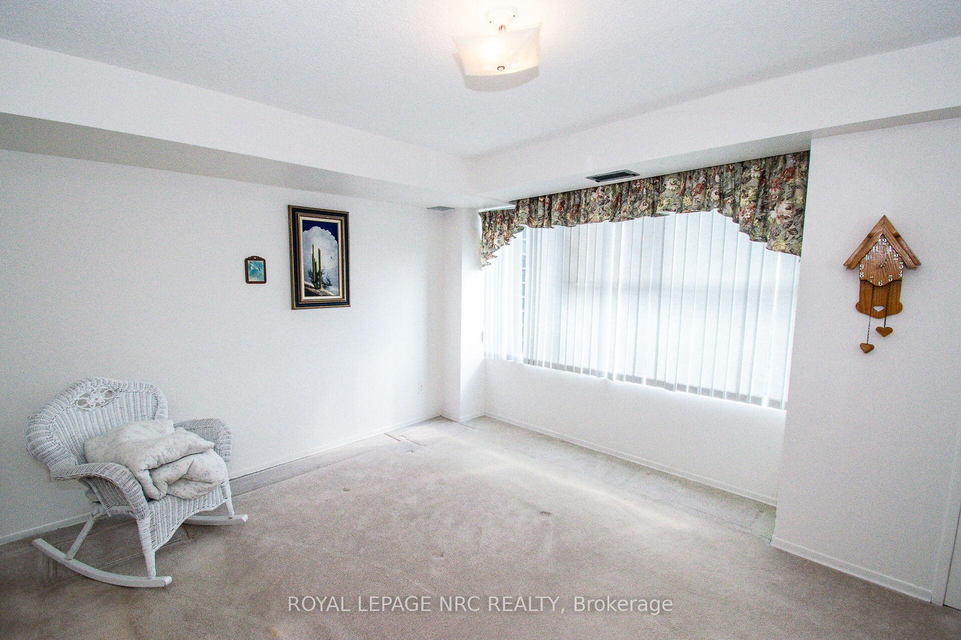 Photo 29 of Unit 904, 7 Gale Crescent, St. Catharines, E. Chester — HOMEH