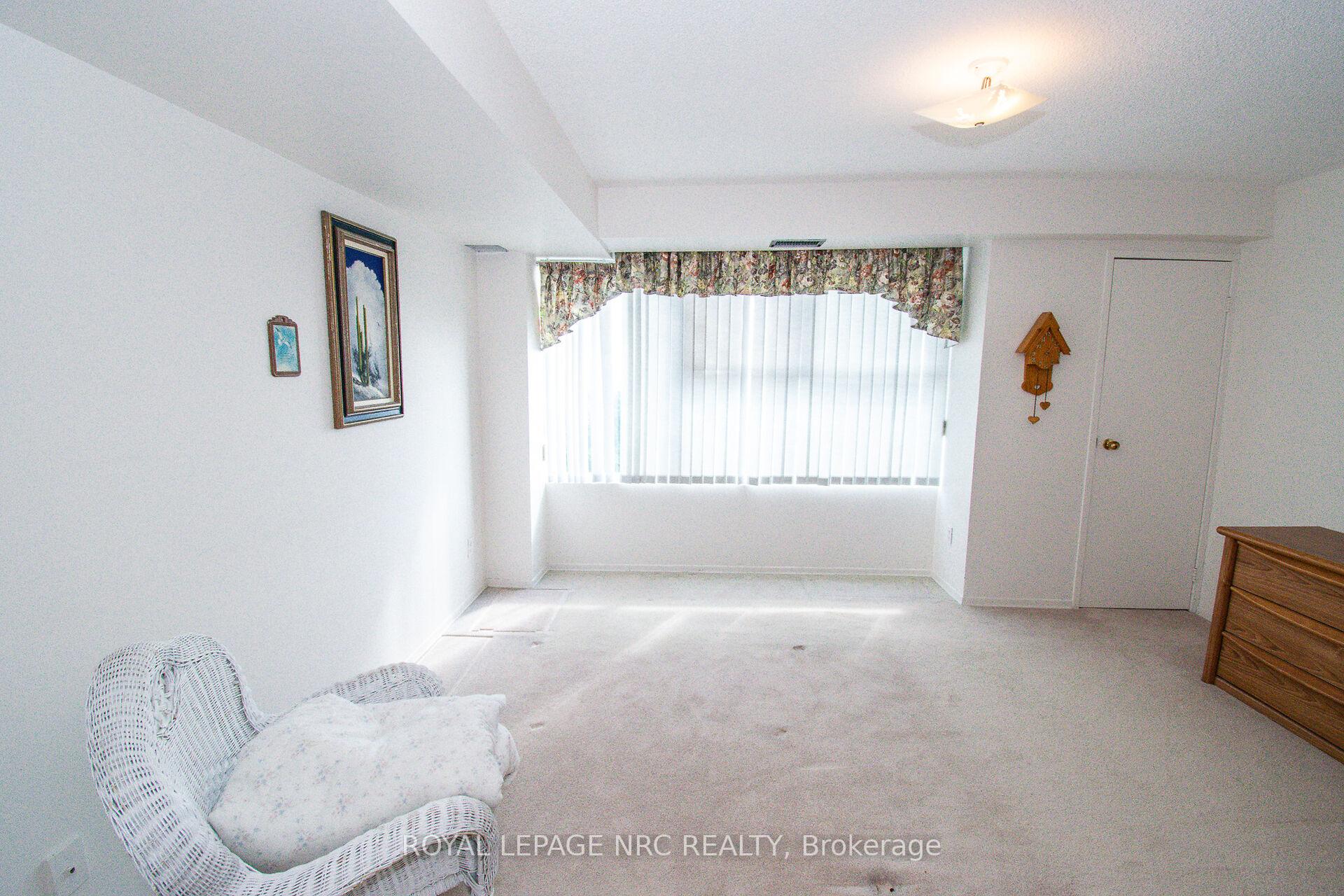 Photo 30 of Unit 904, 7 Gale Crescent, St. Catharines, E. Chester — HOMEH