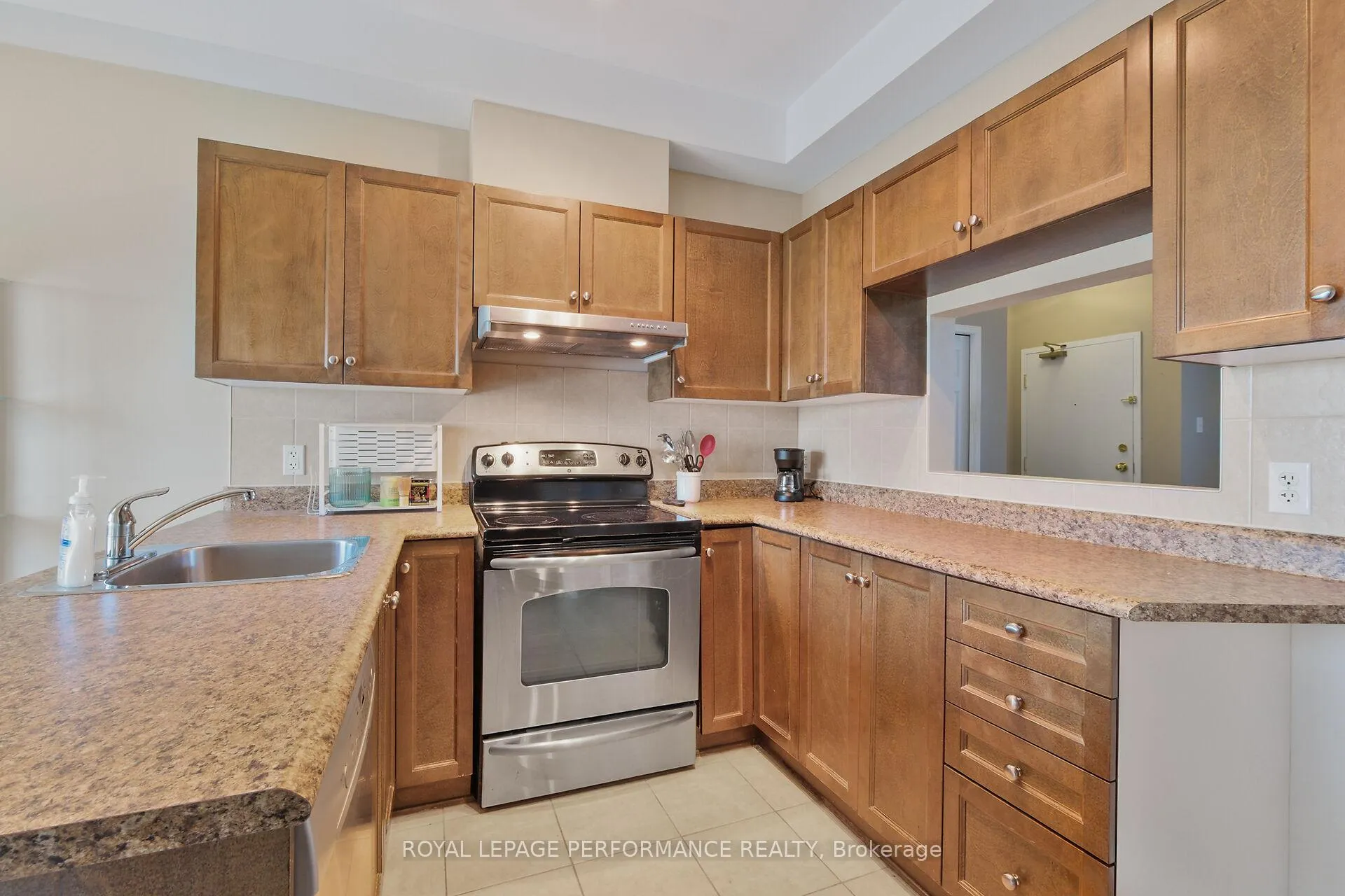 Photo 28 of Unit 7, 2086 Valin Street, Ottawa, Springridge/East Village — HOMEH