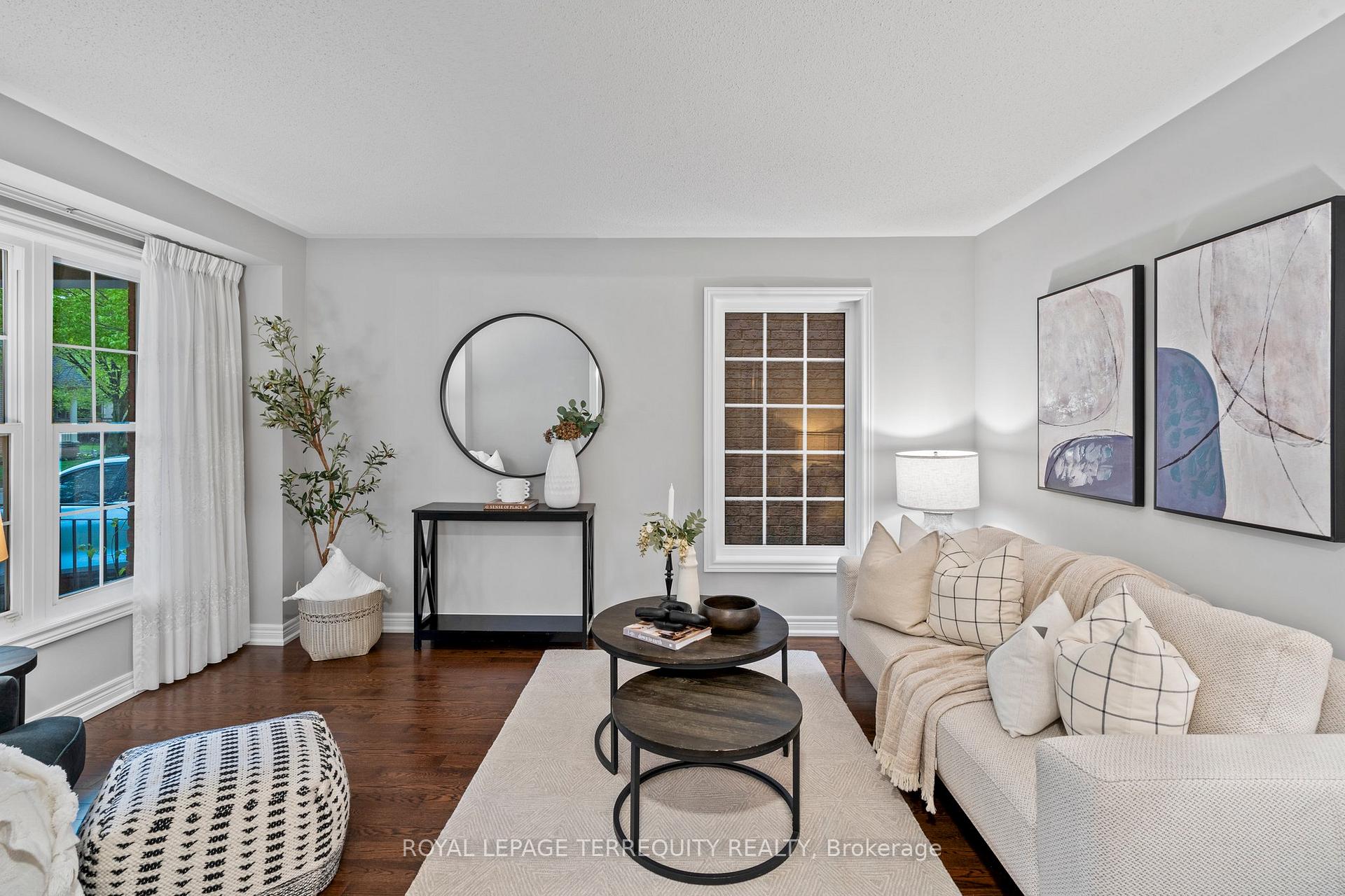 Photo 5 of 26 Goodhart Crescent, Ajax, Northwest Ajax — HOMEH