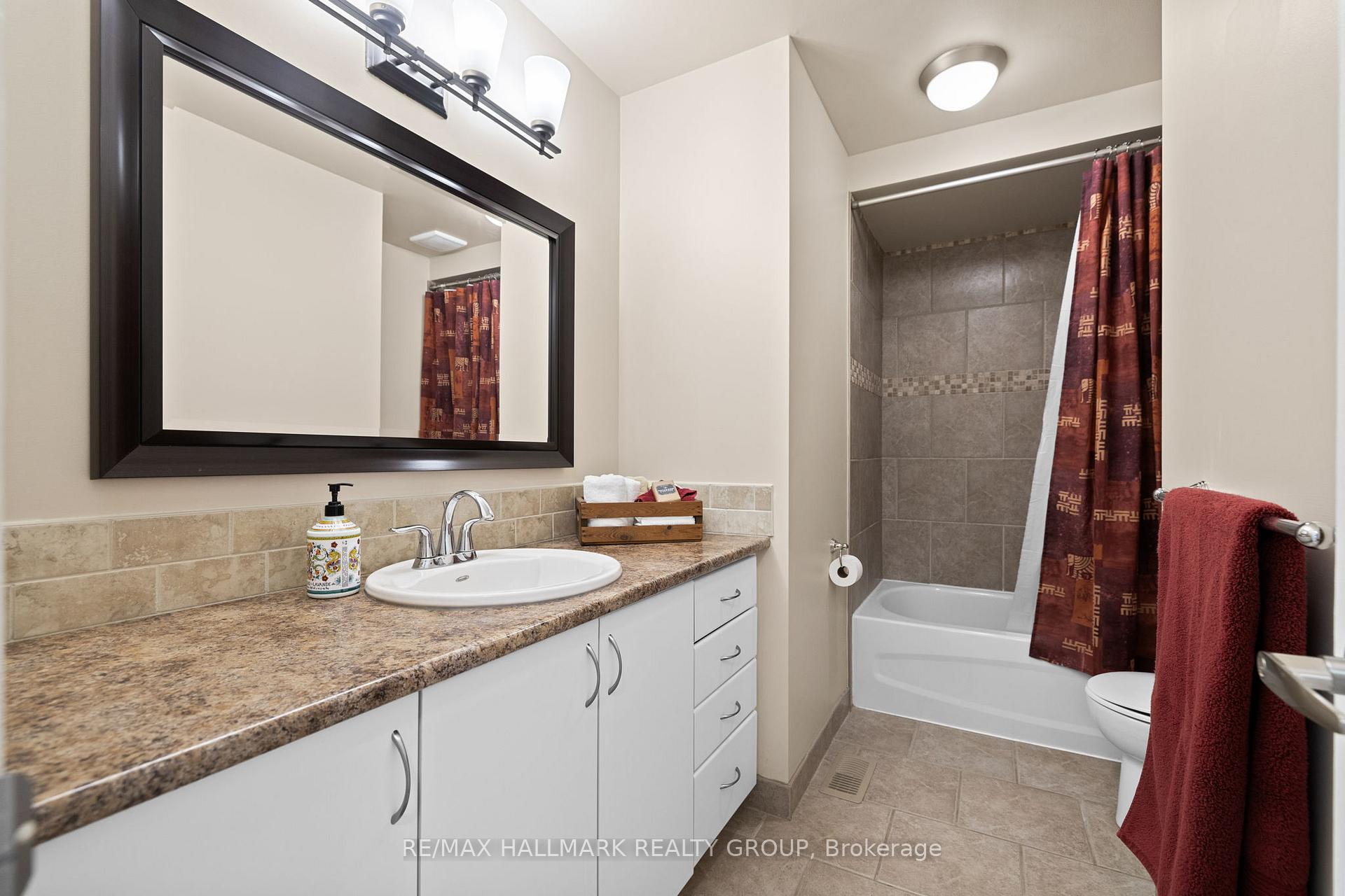 Photo 35 of 12C Maple Ridge Crescent, Ottawa, Barrhaven - Pheasant Run — HOMEH