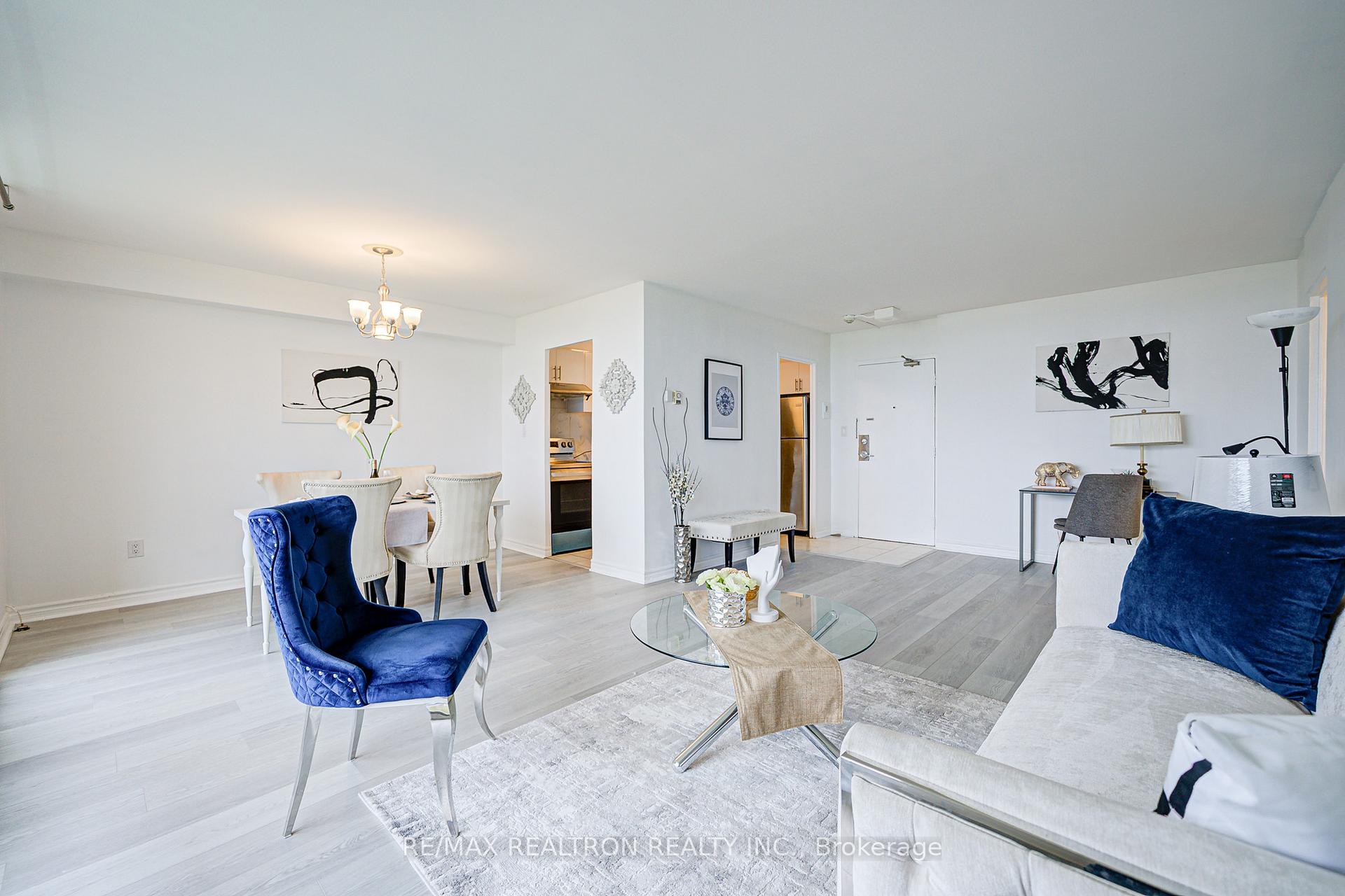 Photo 15 of Unit 2505, 5 Massey Square, Toronto, Crescent Town — HOMEH