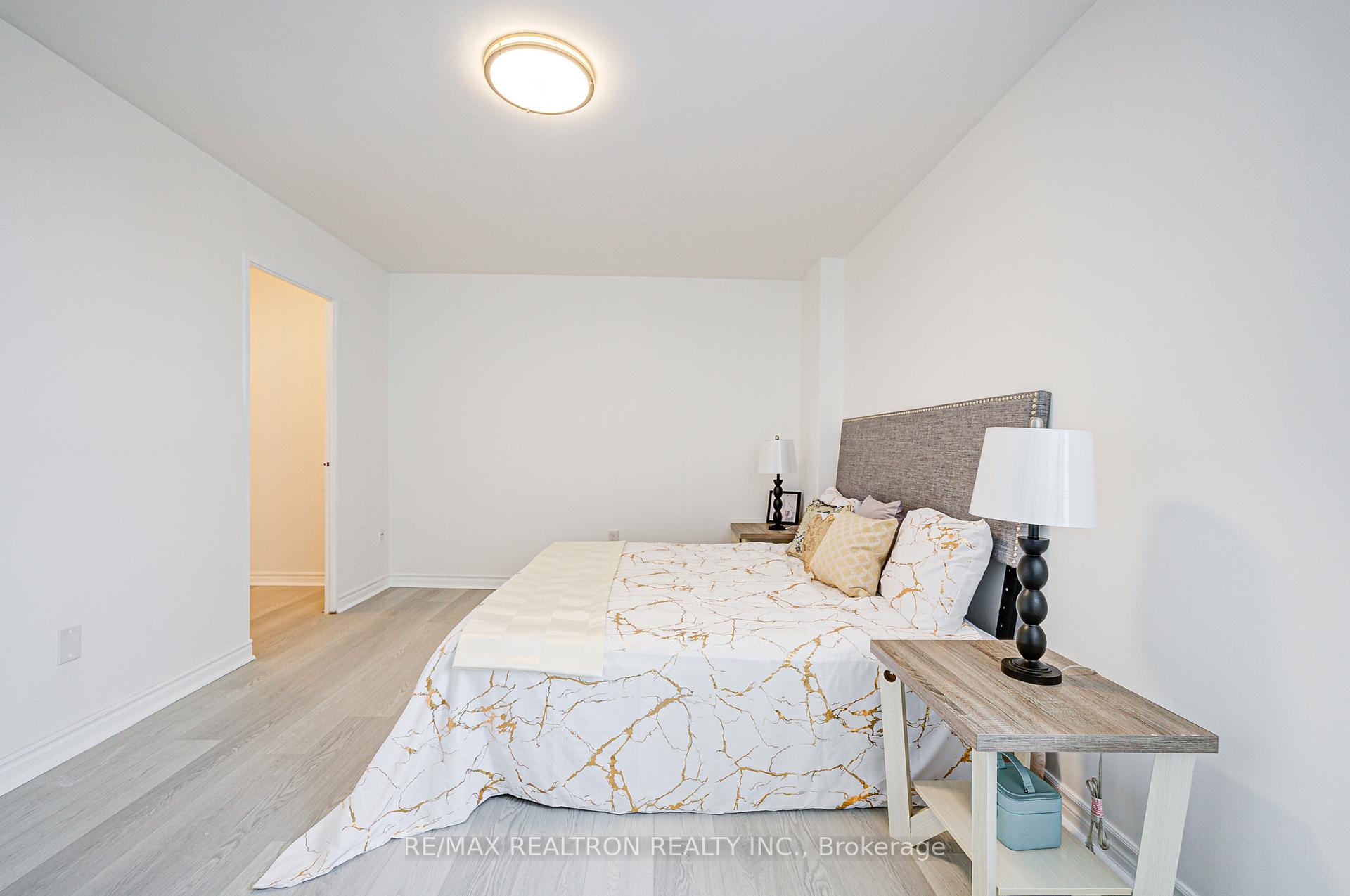 Photo 20 of Unit 2505, 5 Massey Square, Toronto, Crescent Town — HOMEH