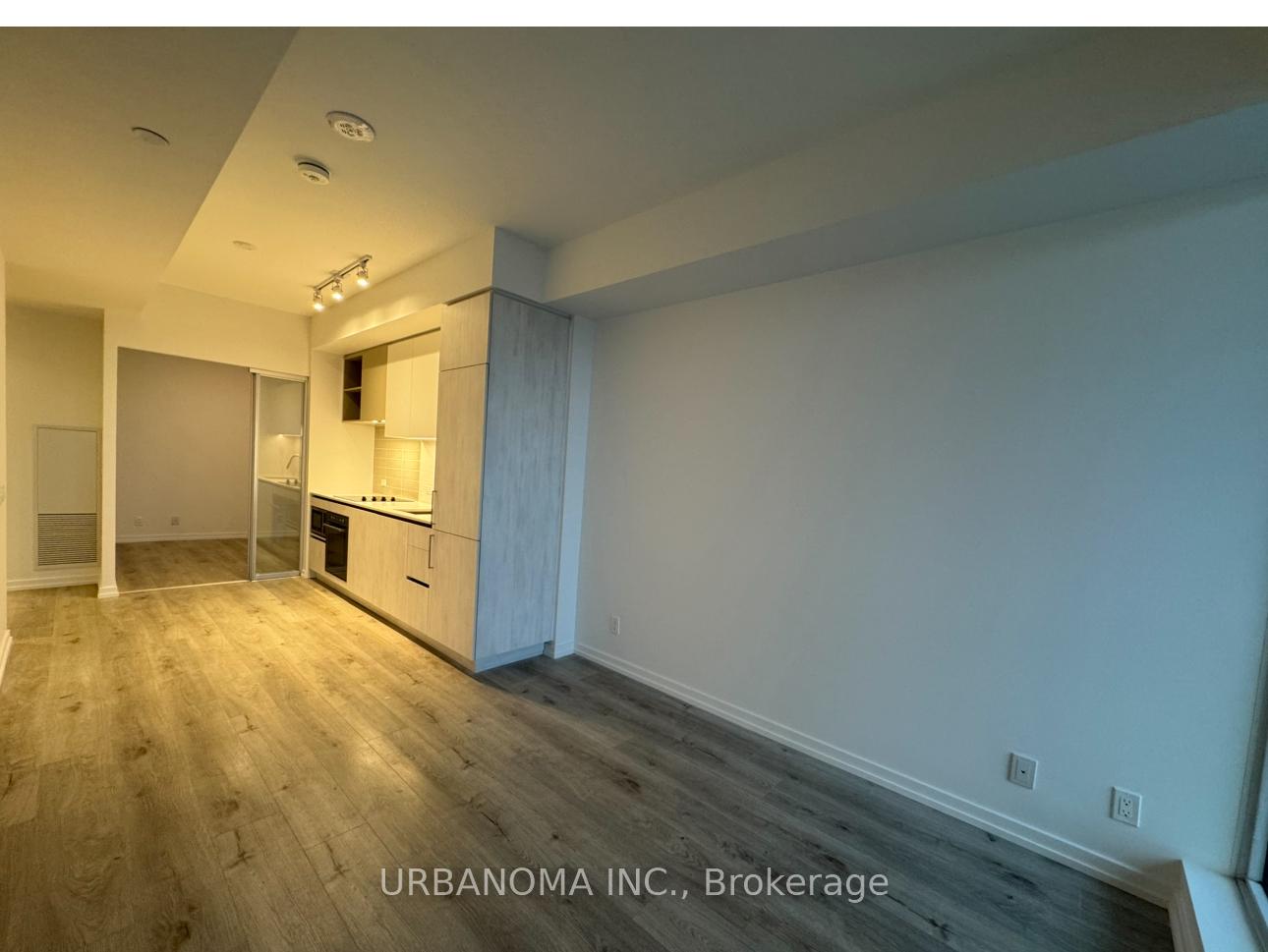 Photo 7 of Unit 1808, 7890 Jane Street, Vaughan, Vaughan Corporate Centre — HOMEH