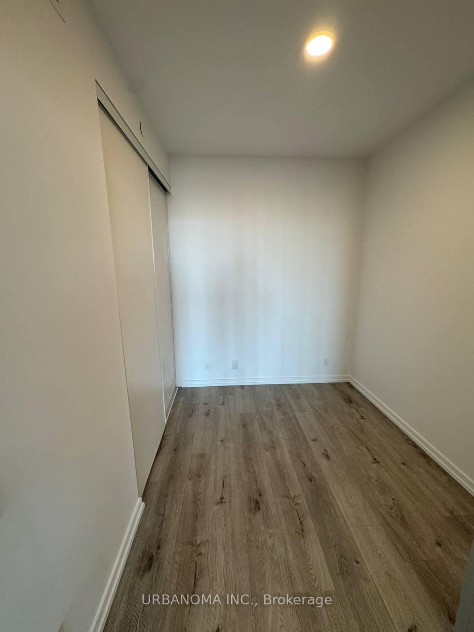 Photo 11 of Unit 1808, 7890 Jane Street, Vaughan, Vaughan Corporate Centre — HOMEH