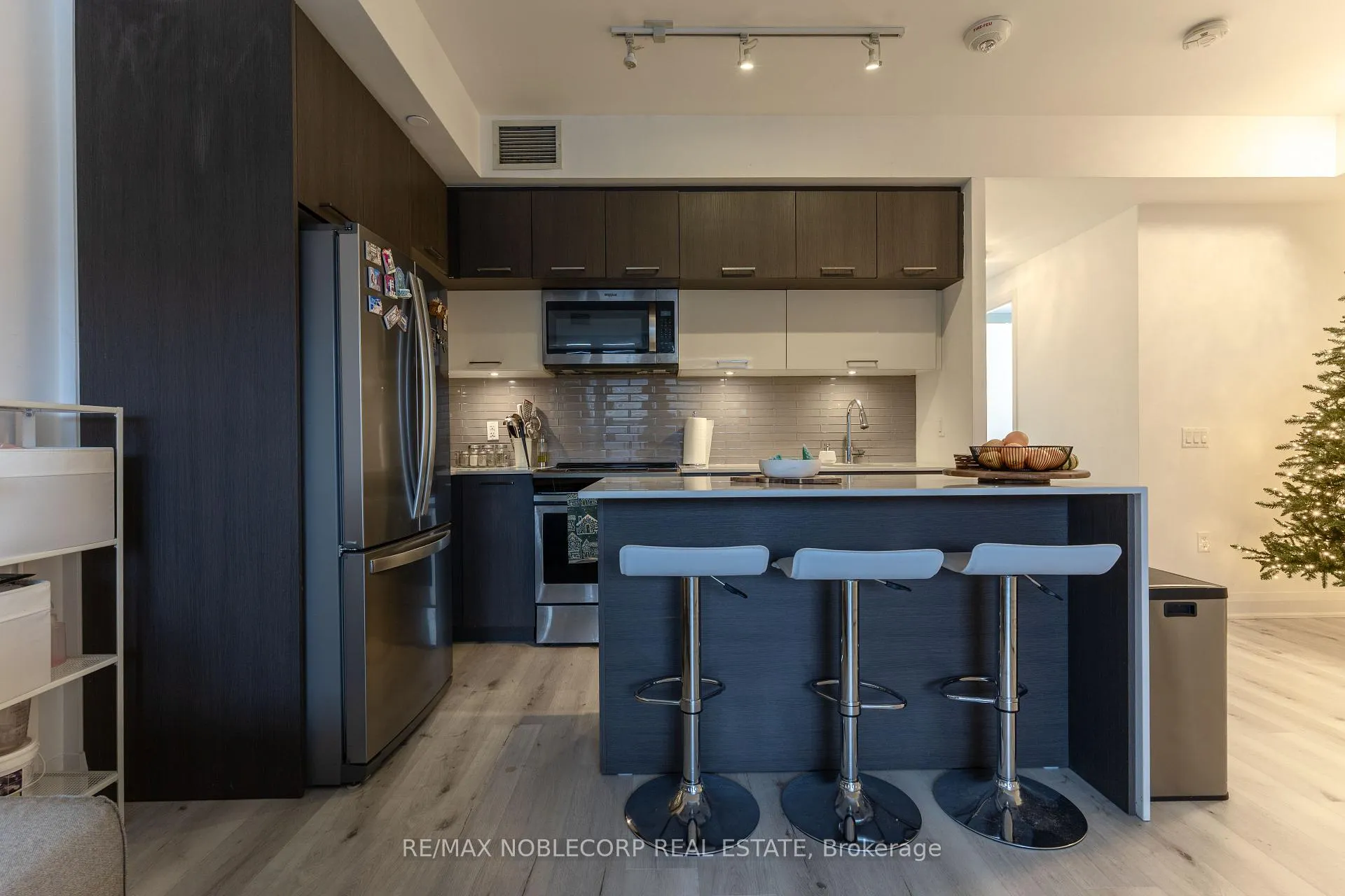 Photo 9 of Unit 232, 4800 Highway 7, Vaughan, East Woodbridge — HOMEH